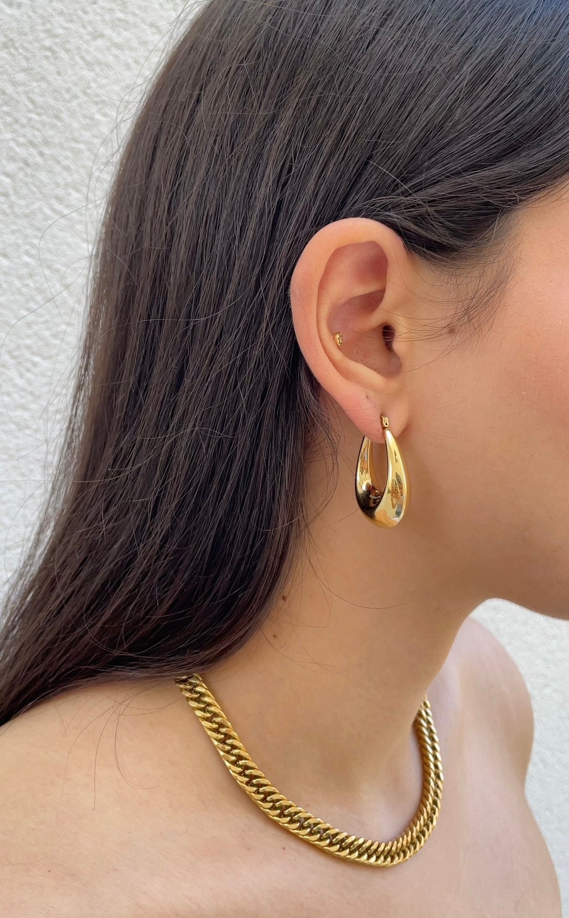 Big Parisian hoops