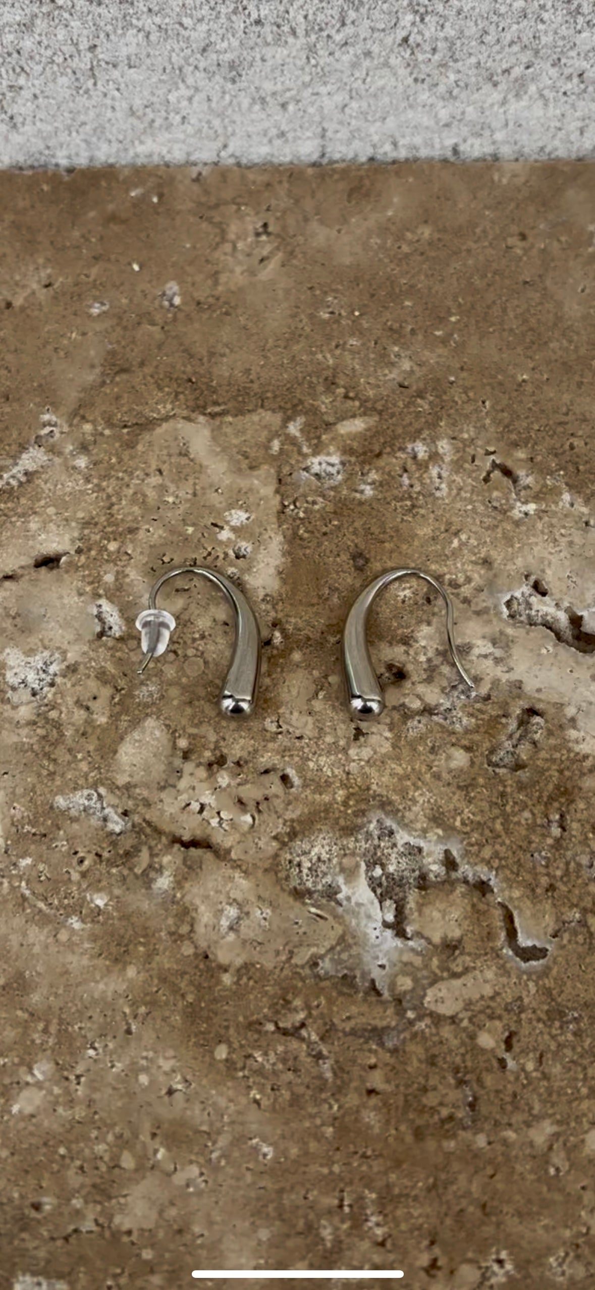 Straight earrings
