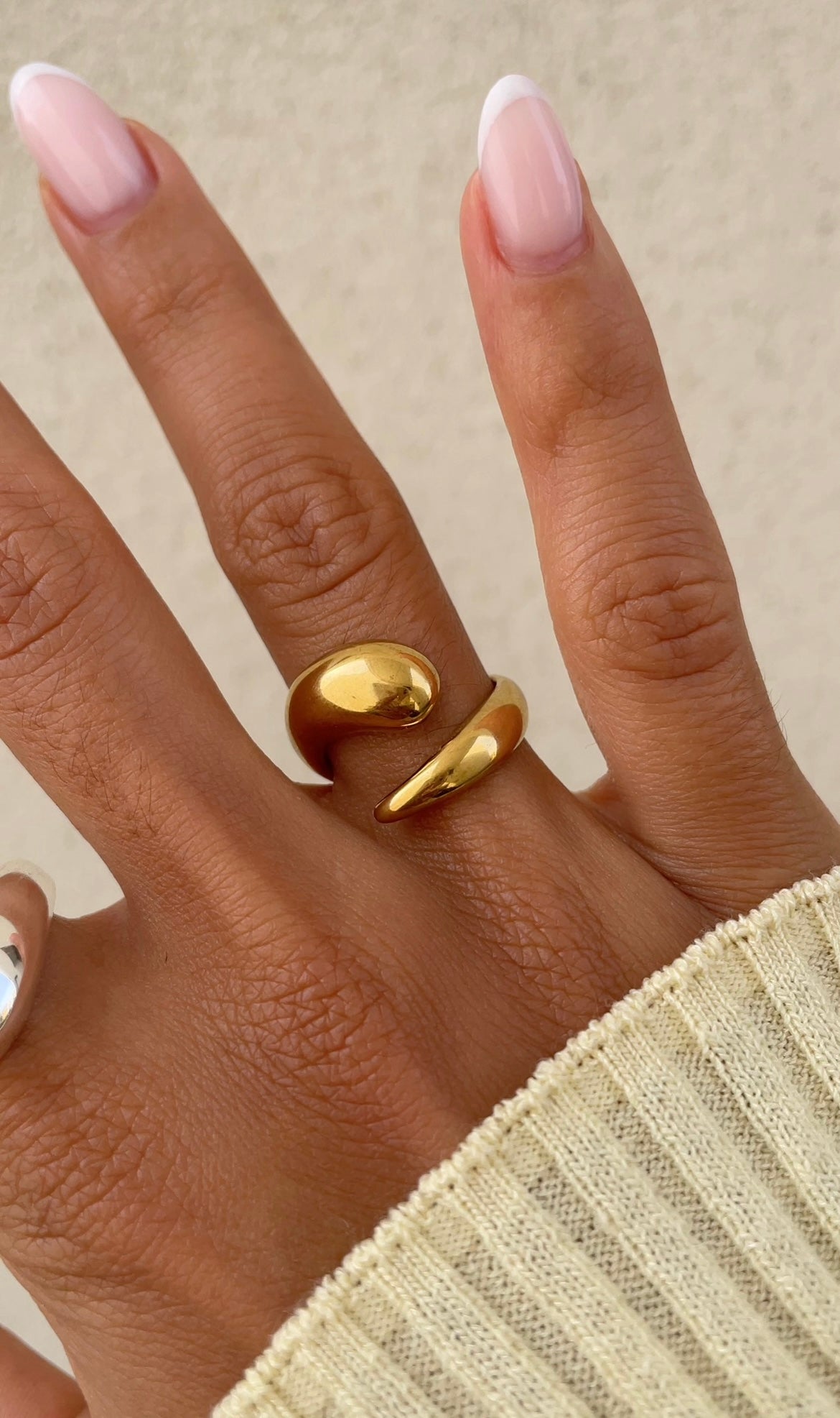 Duality ring