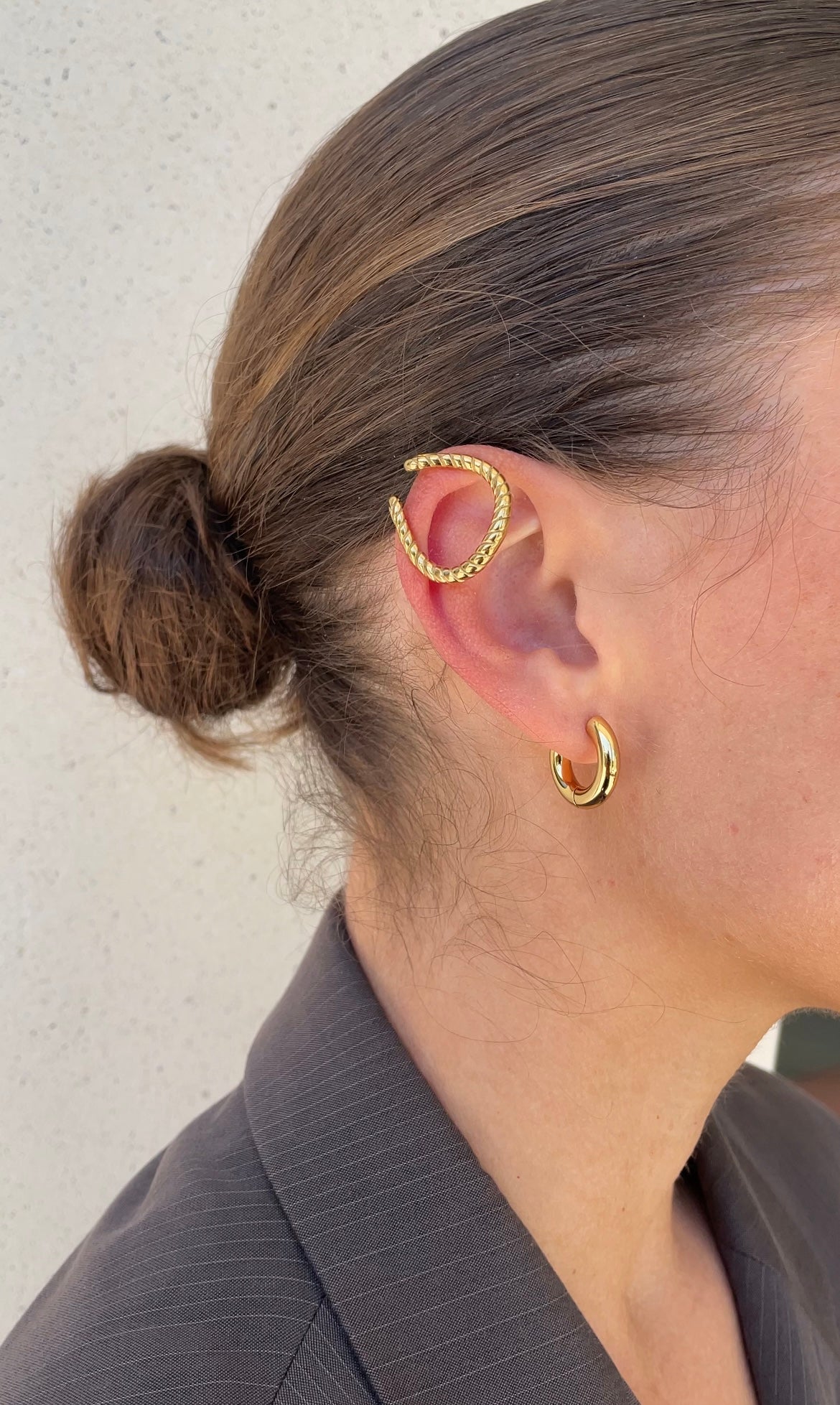 Striped ear cuff