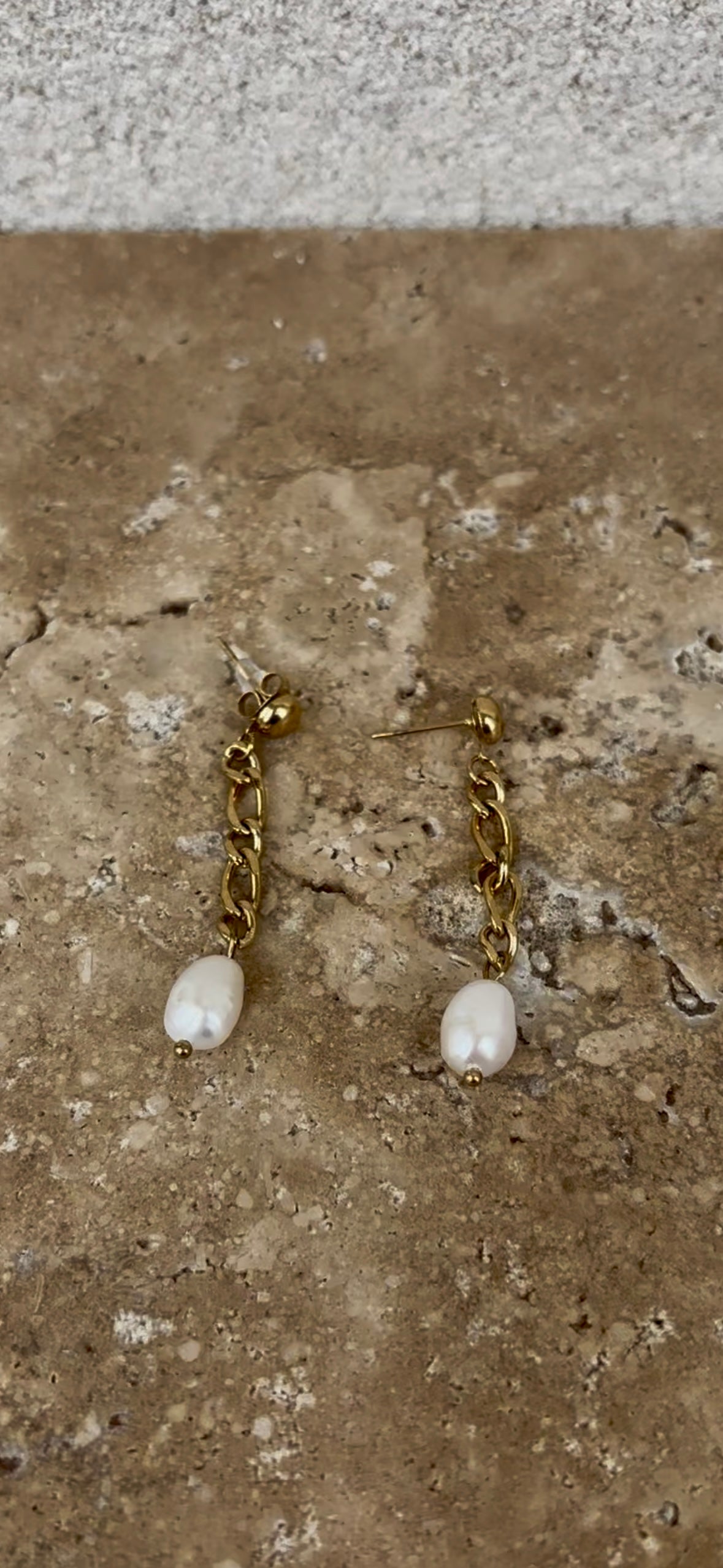Dangling Pearl earrings