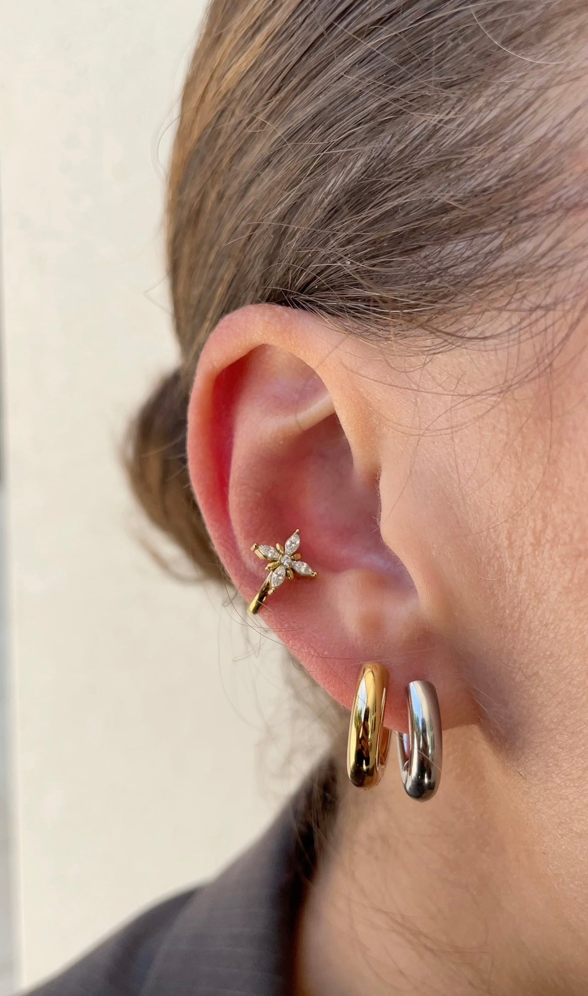 Star ear cuff