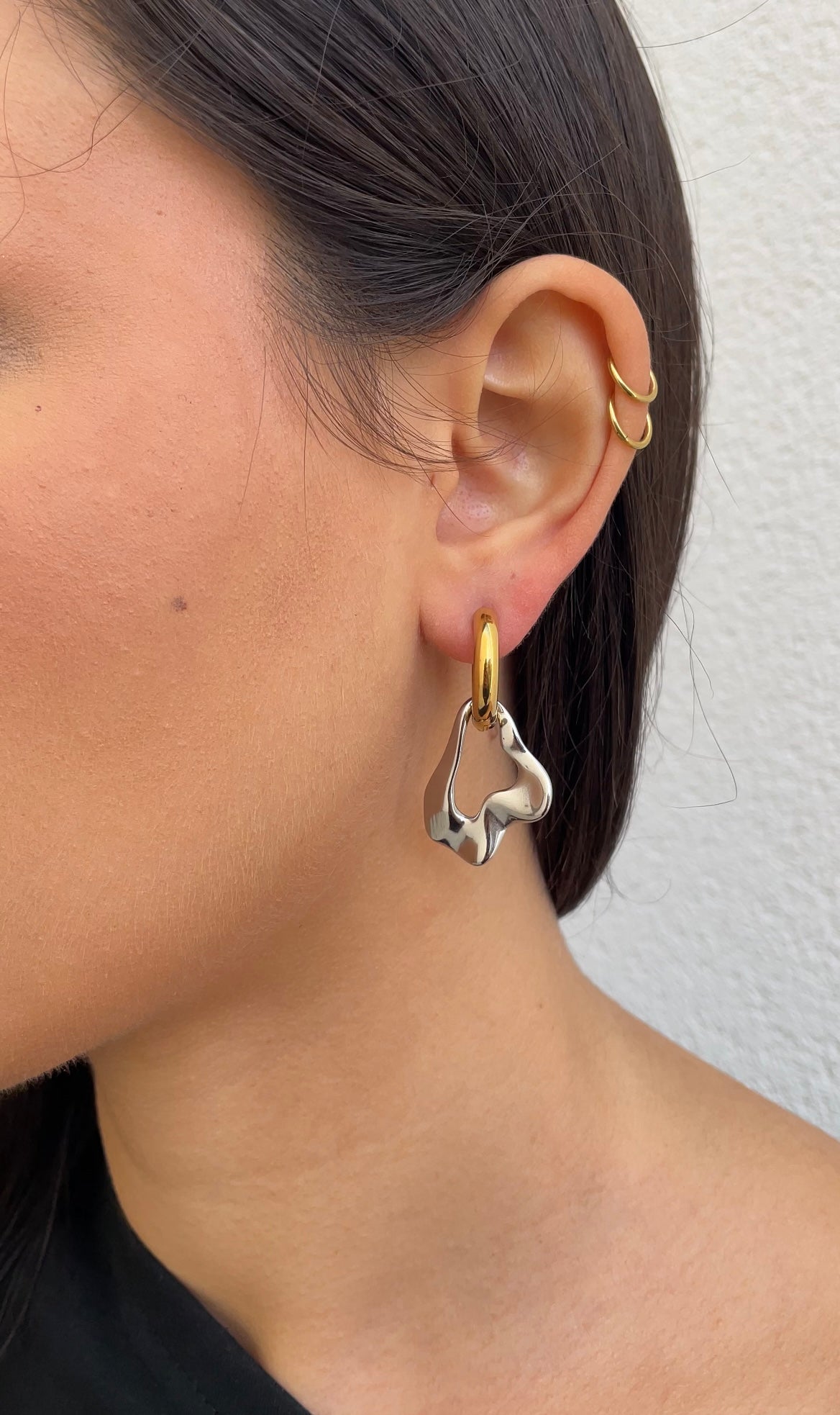 Leave x hoops earrings
