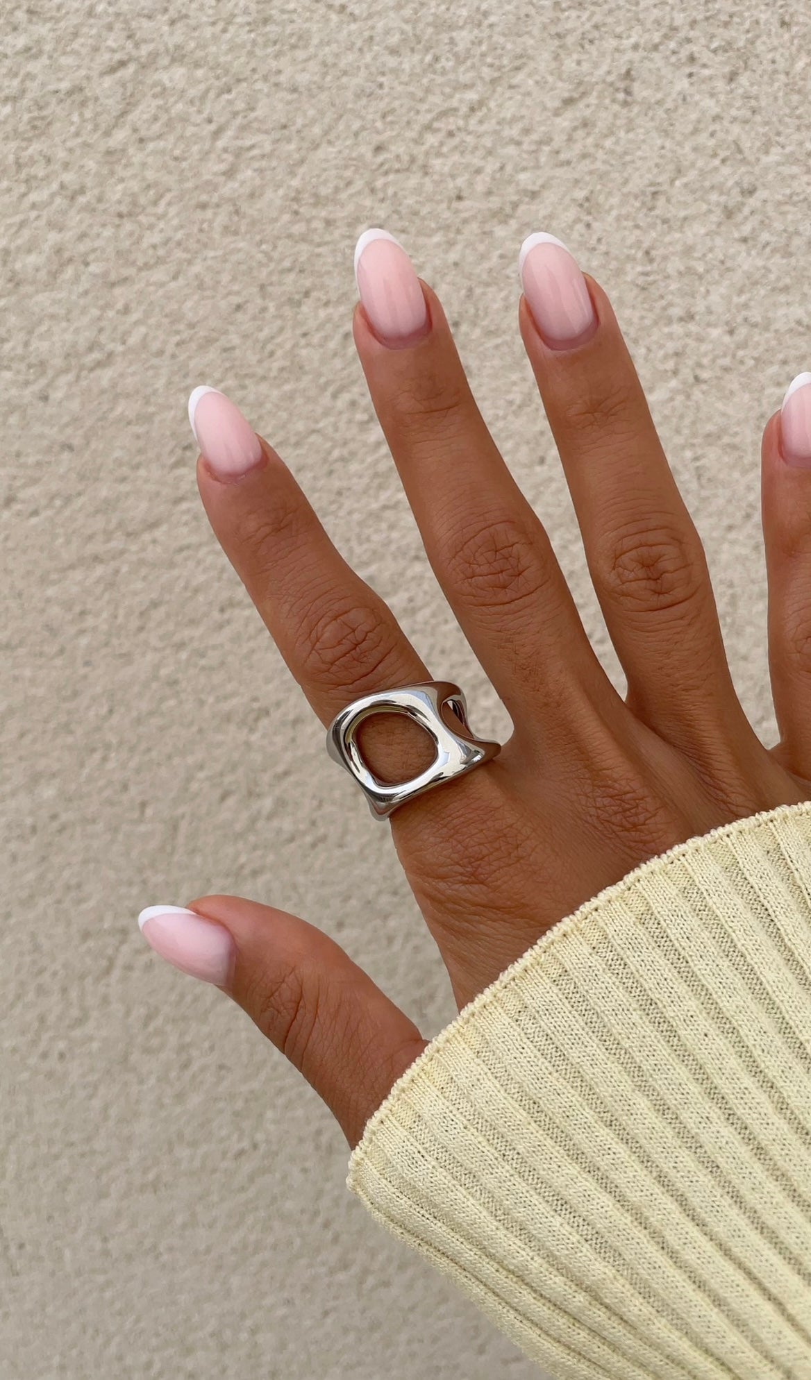 Grunge ring