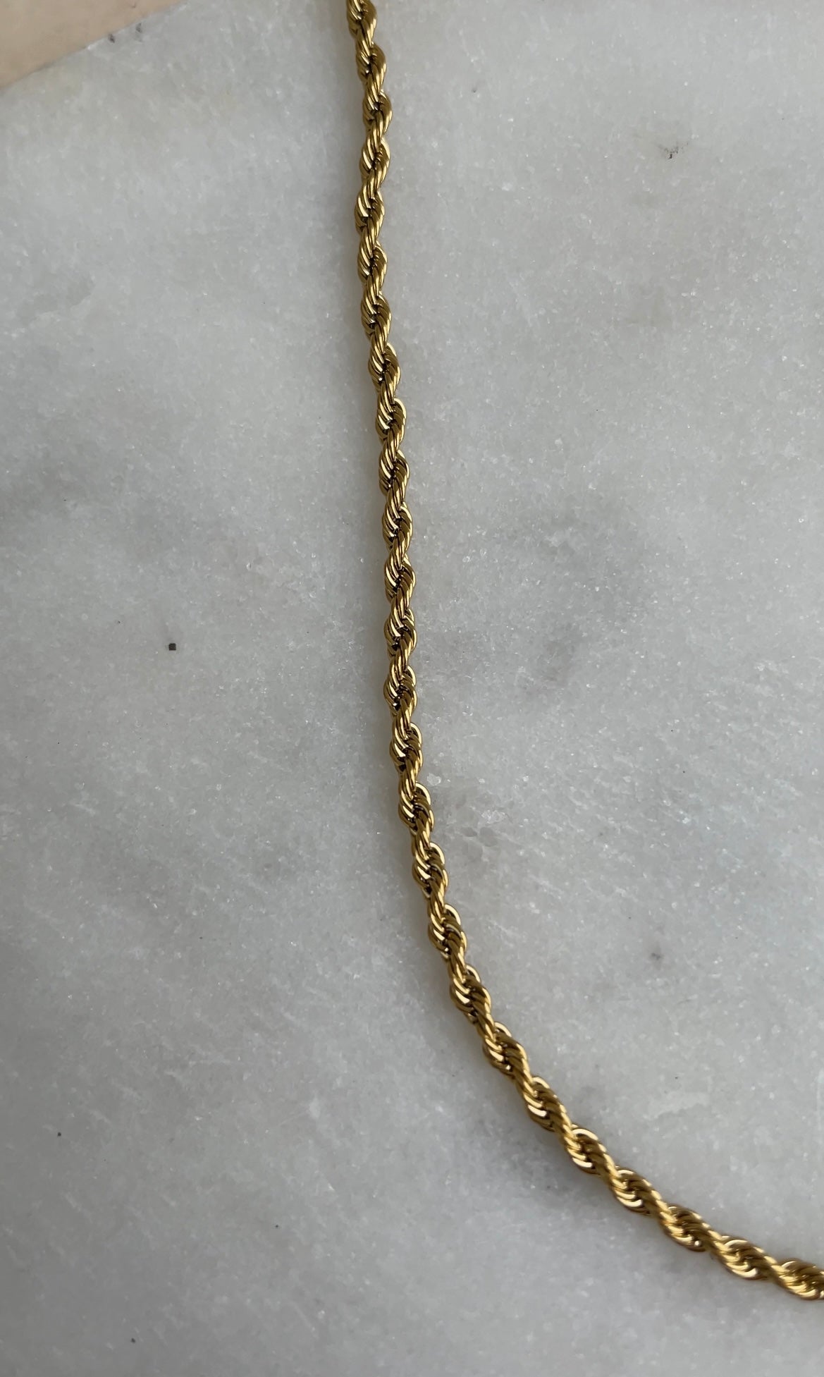 Thin Braided necklace