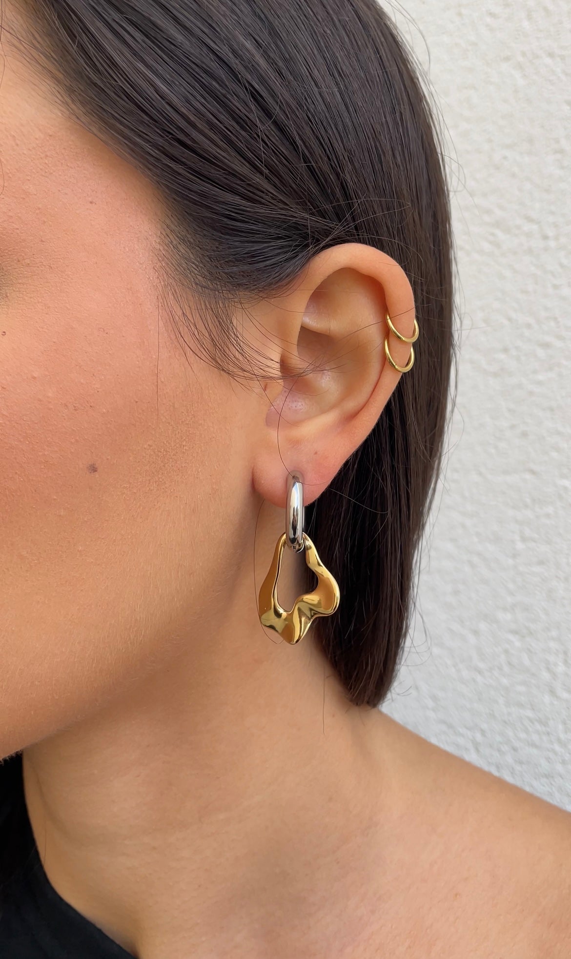Leave x hoops earrings