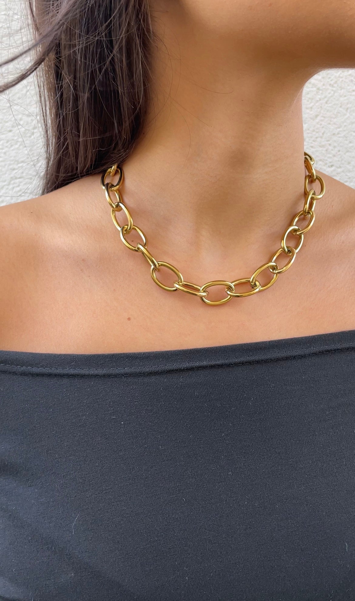 Bold chain necklace
