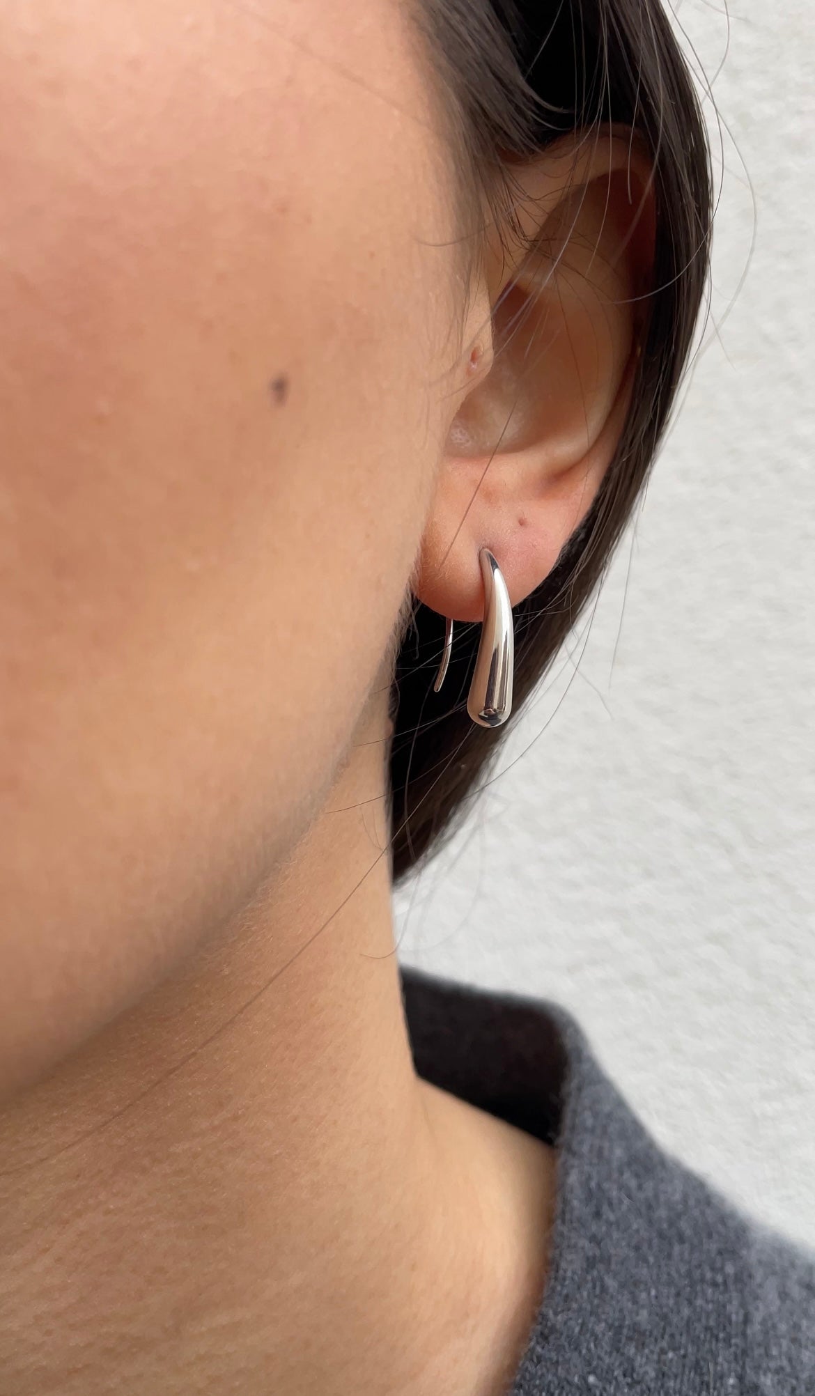 Straight earrings