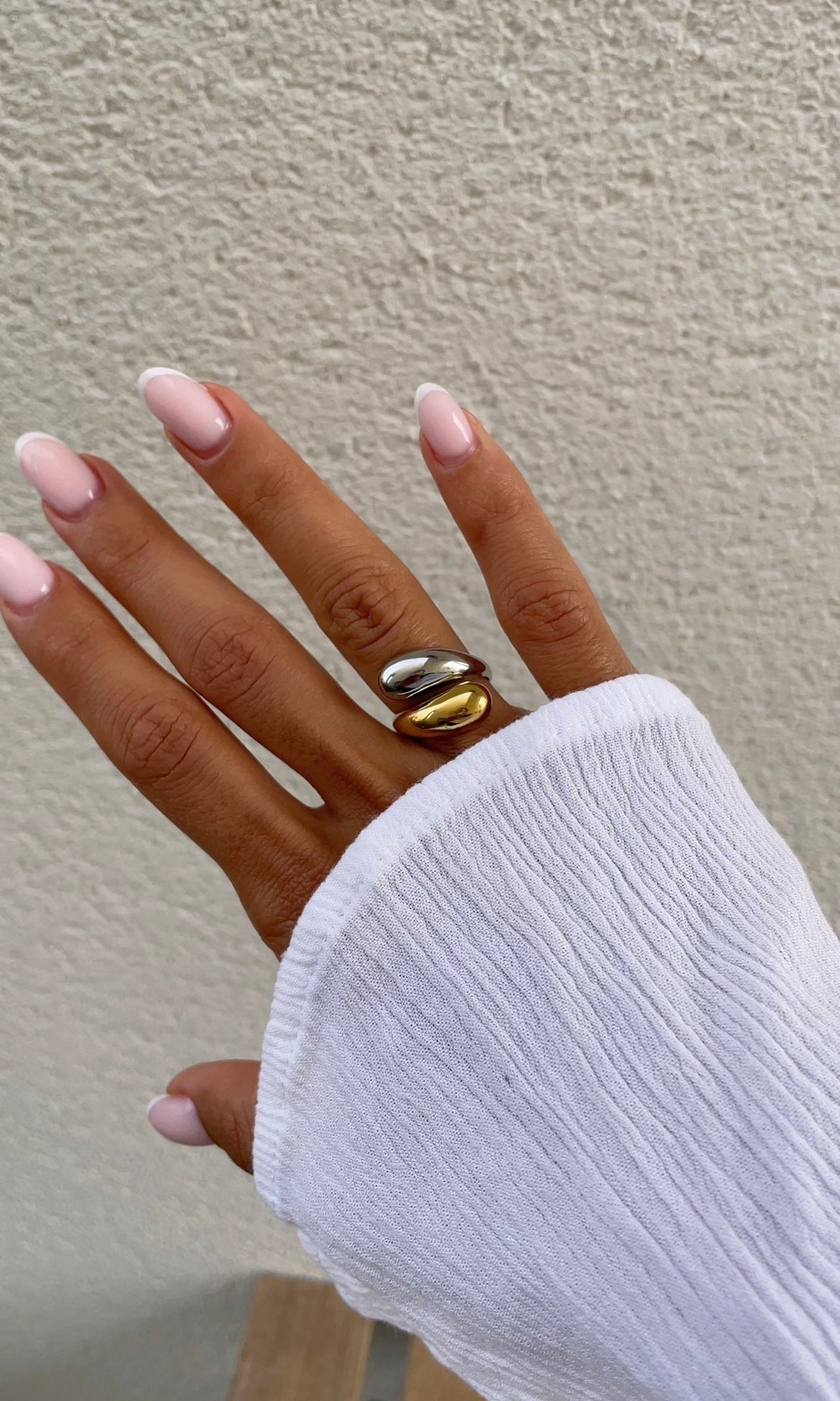 Touch ring