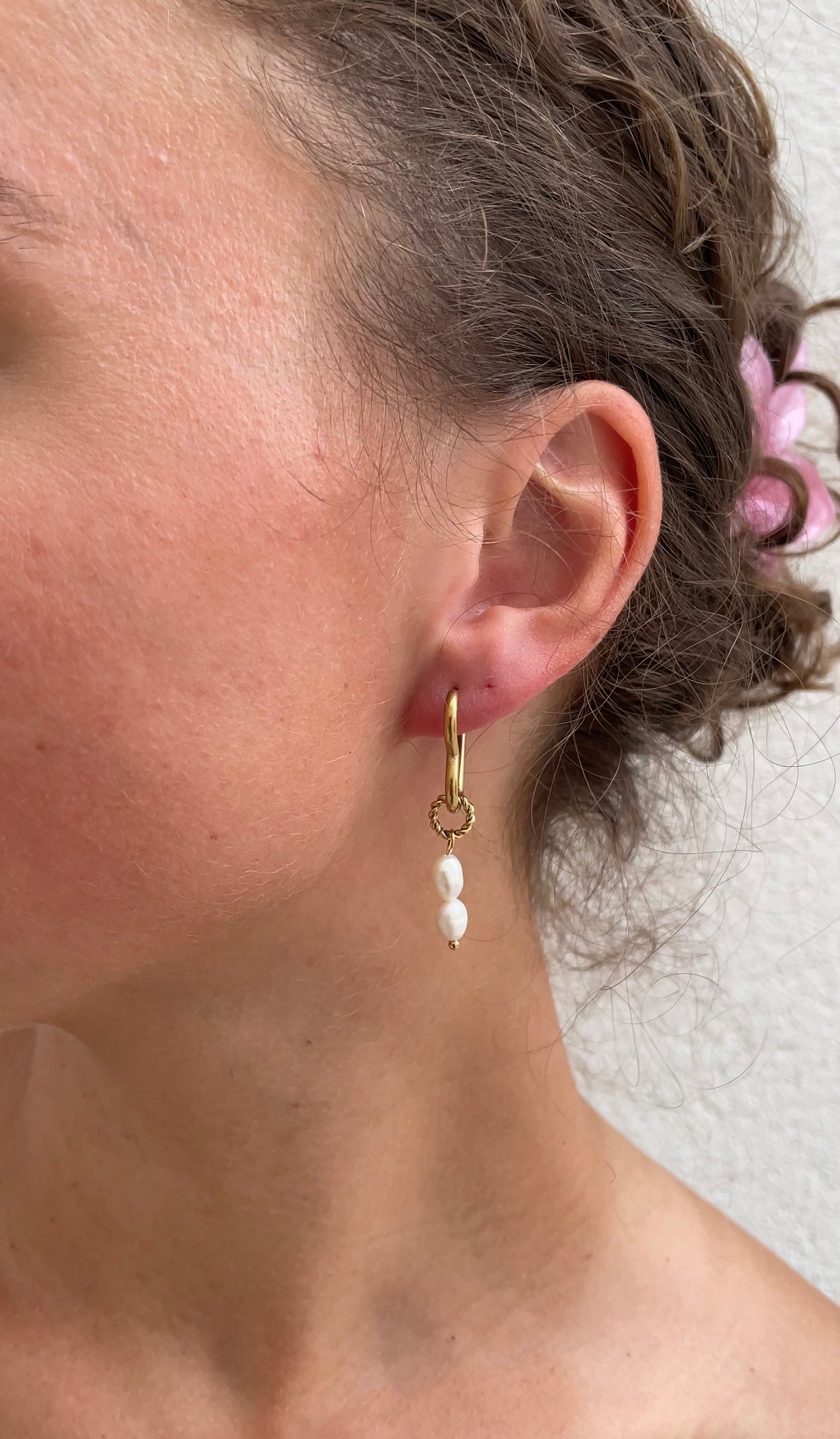 Asymetric heart earrings