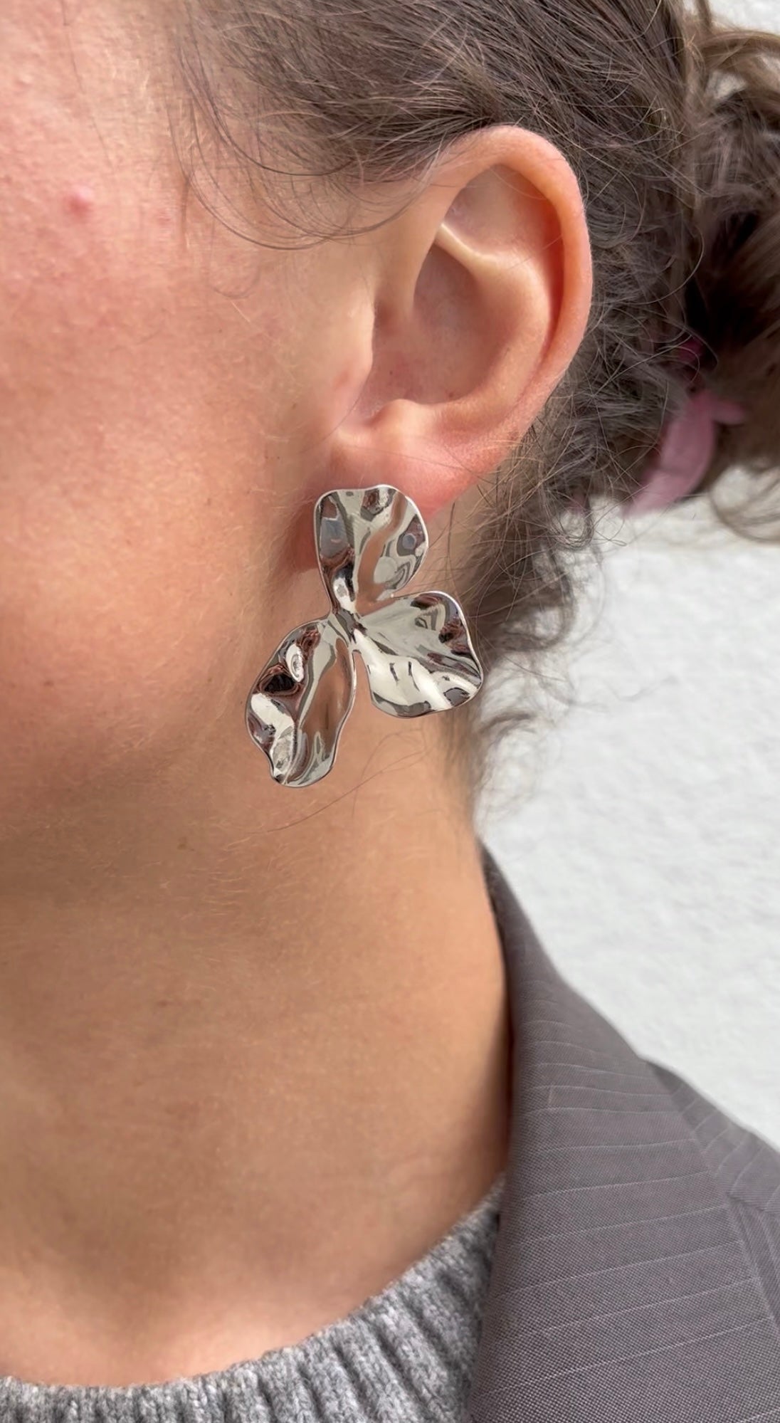 Petal earrings