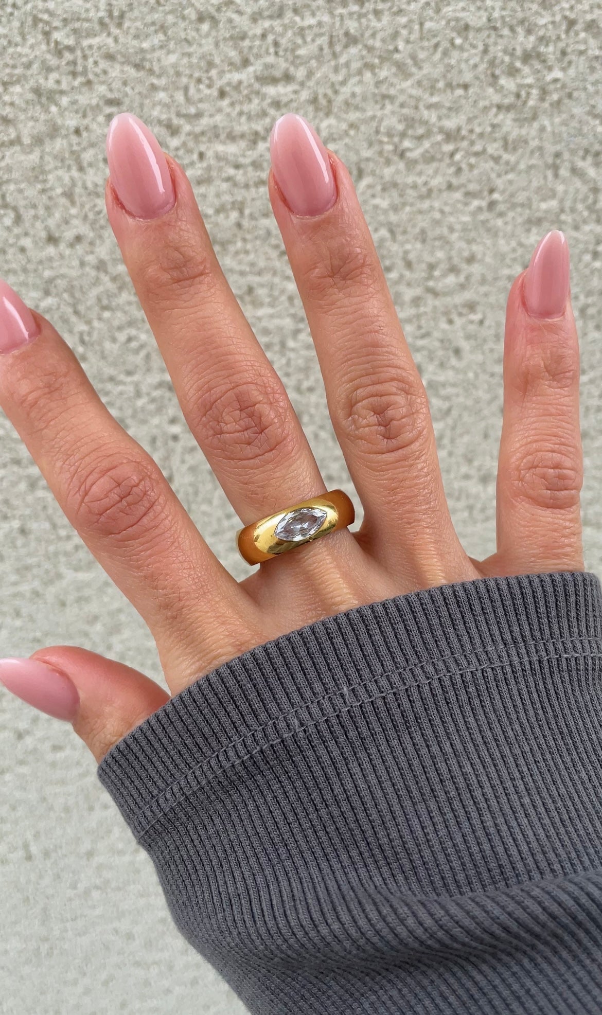 Hailey ring