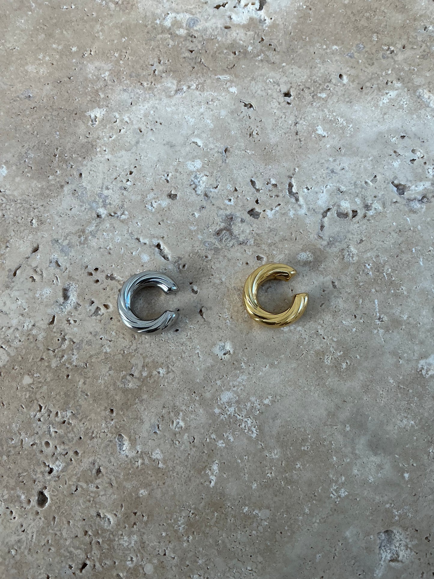Twisted ear cuff