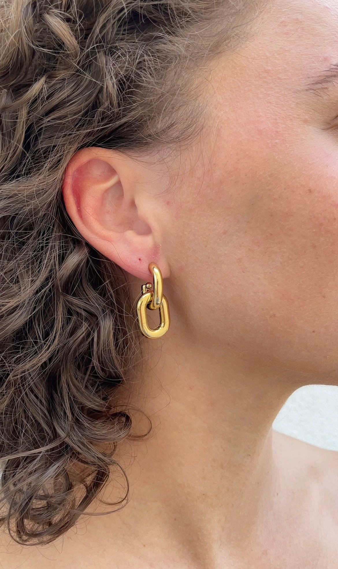 Mini oval x hoops earrings