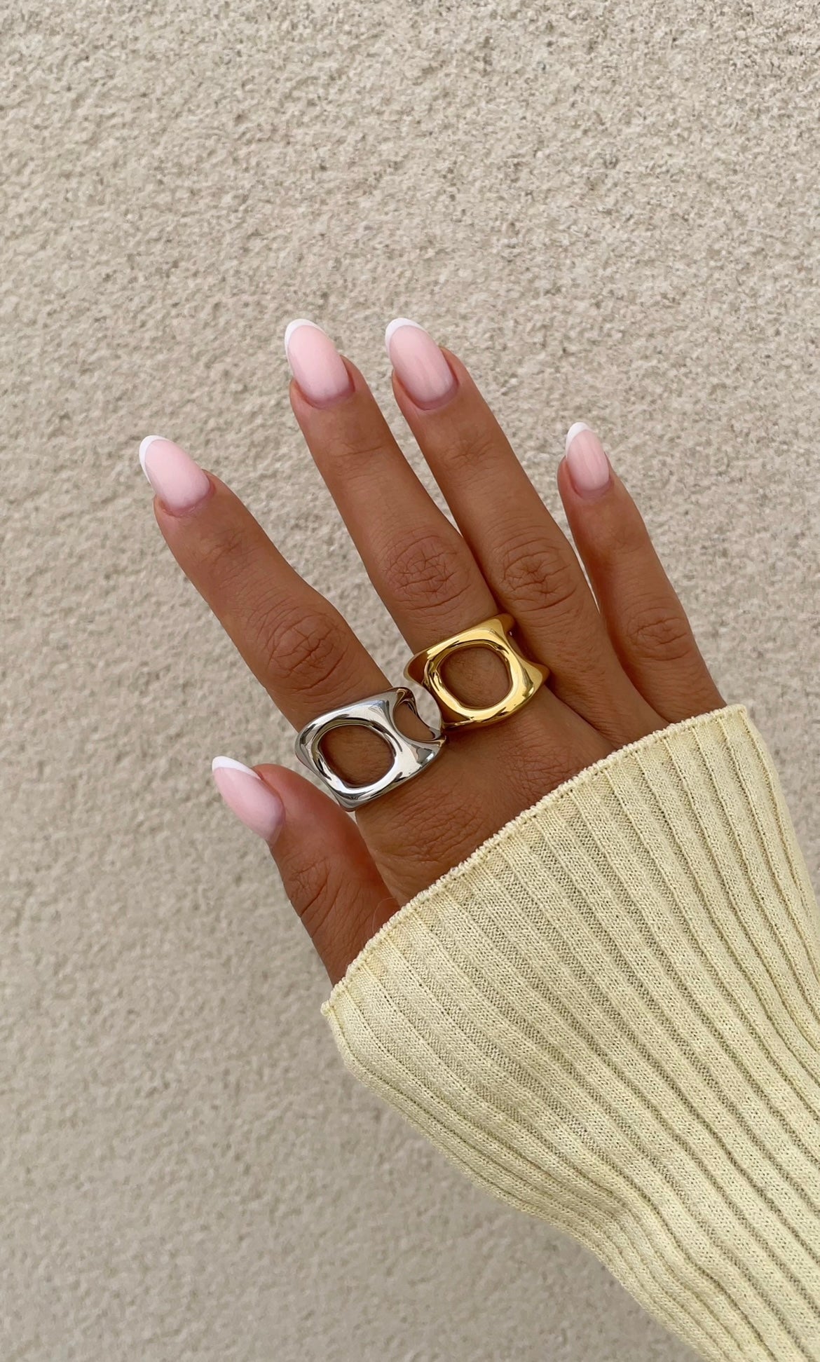 Grunge ring