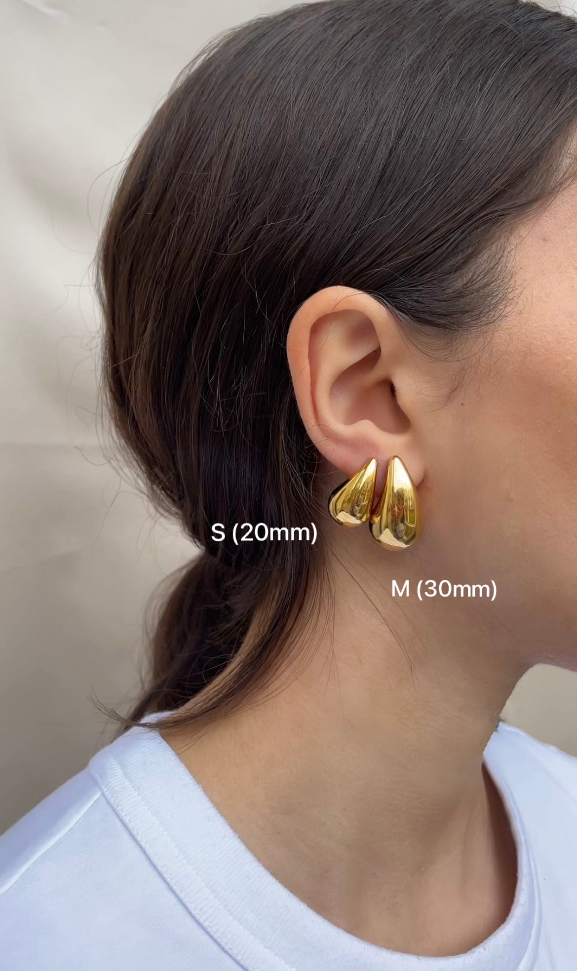 The drop earrings