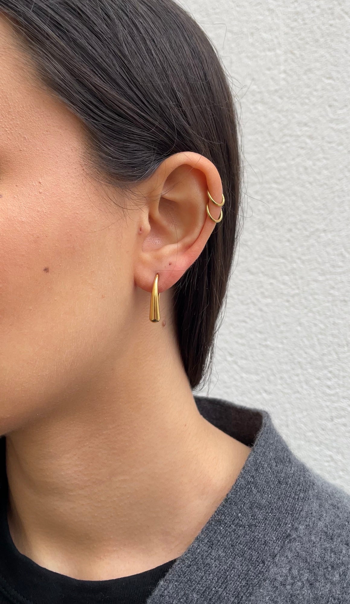 Straight earrings
