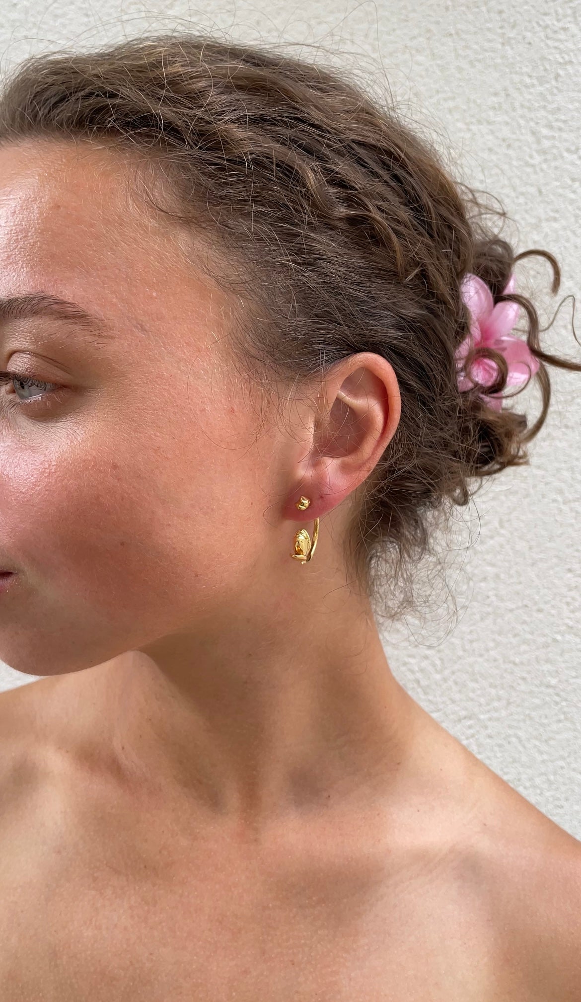 Enroll flower earrings