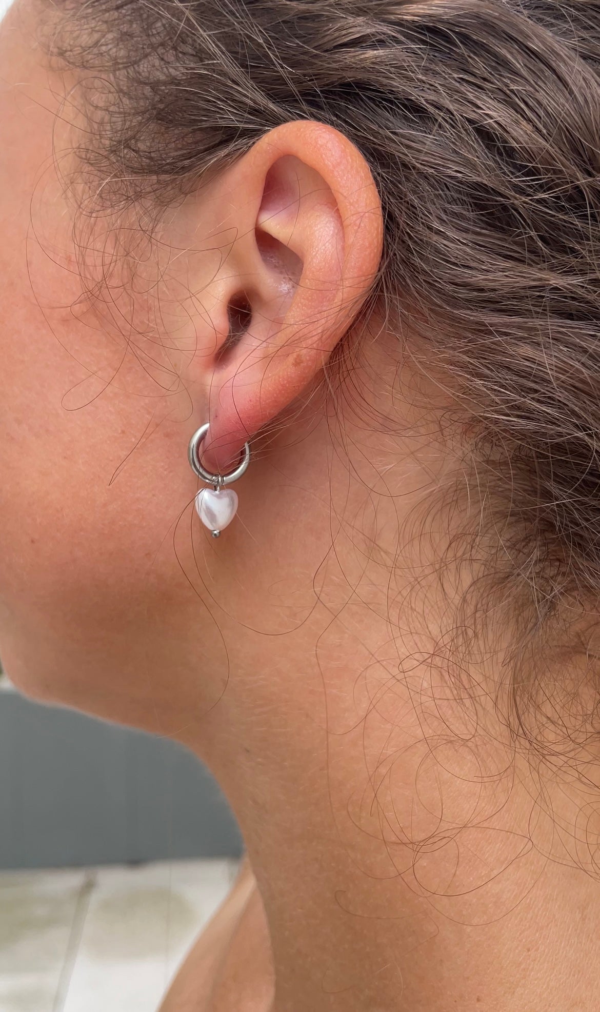 Small dangling heart earrings