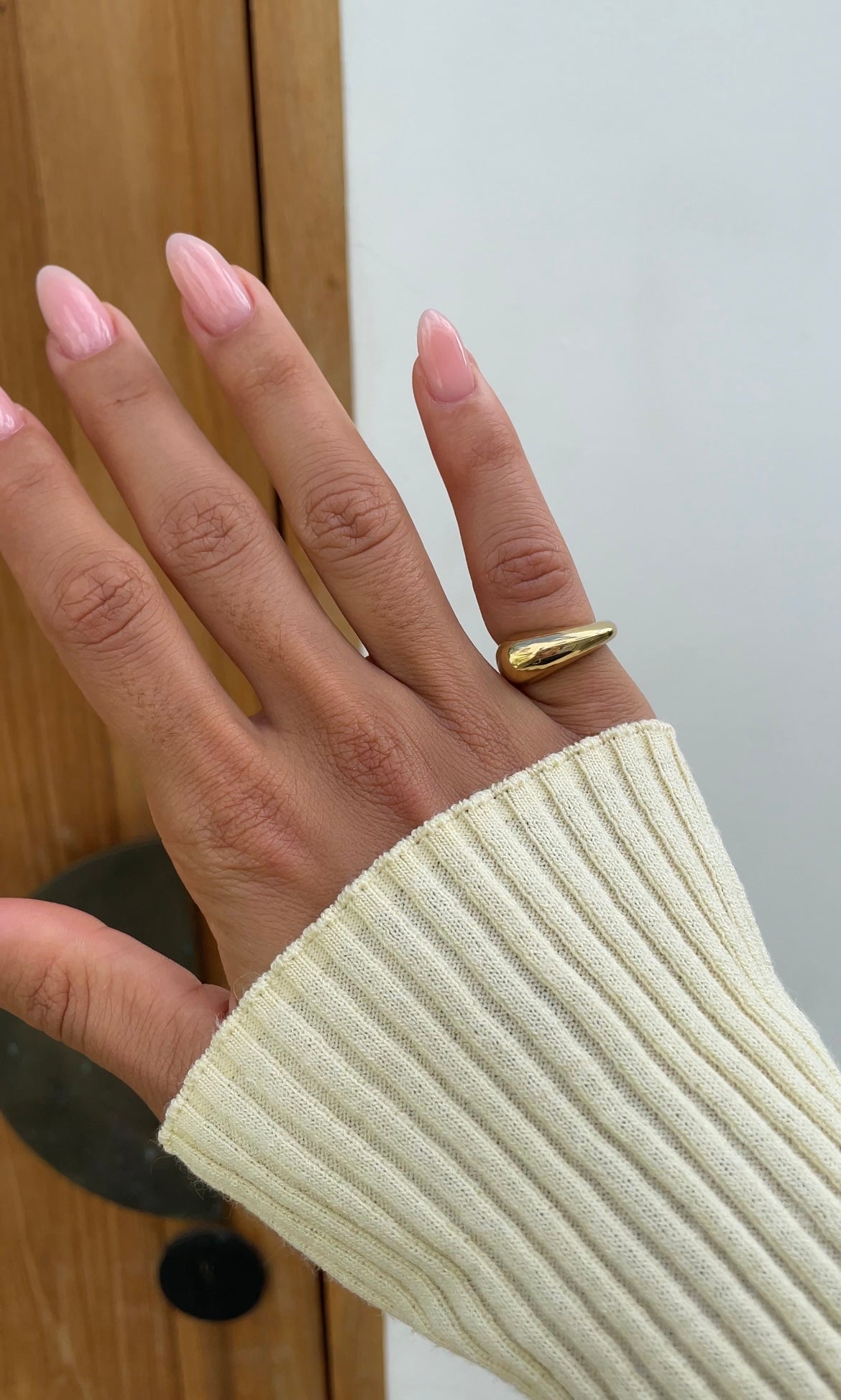 Asymmetric Chevalière