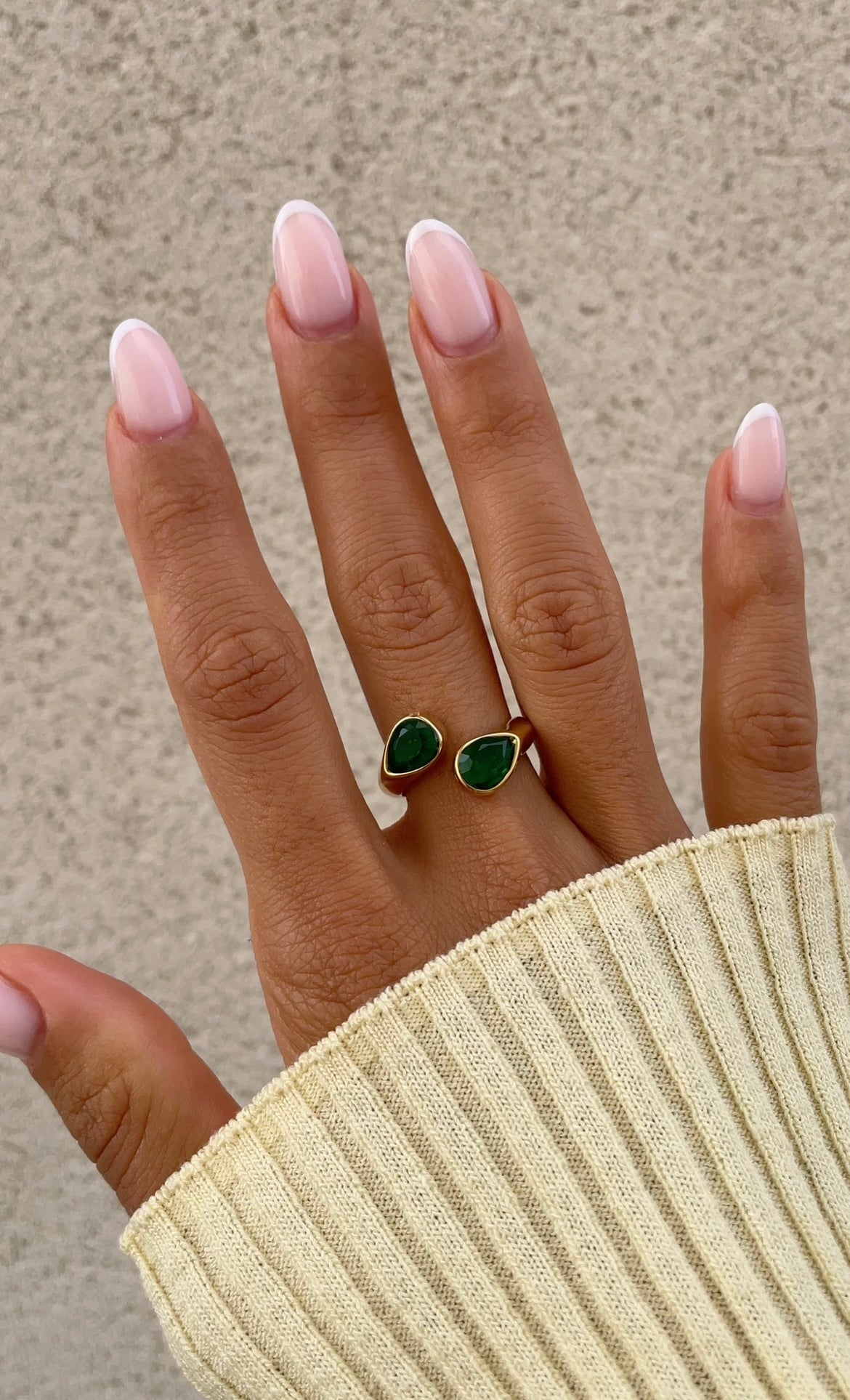 Green stones ring