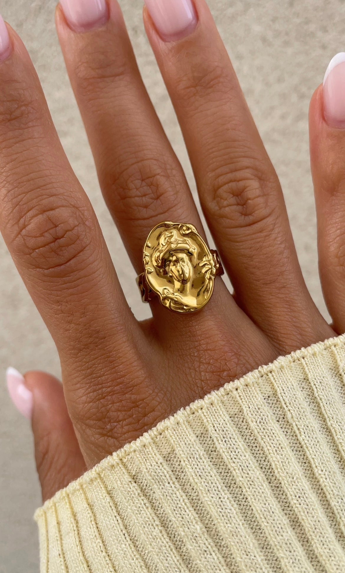 Coin ring