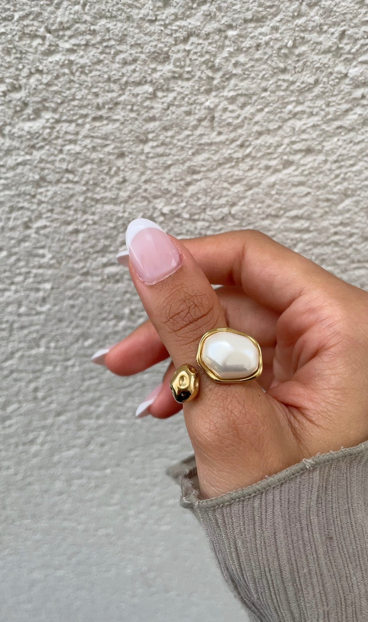 Water Pearl ring