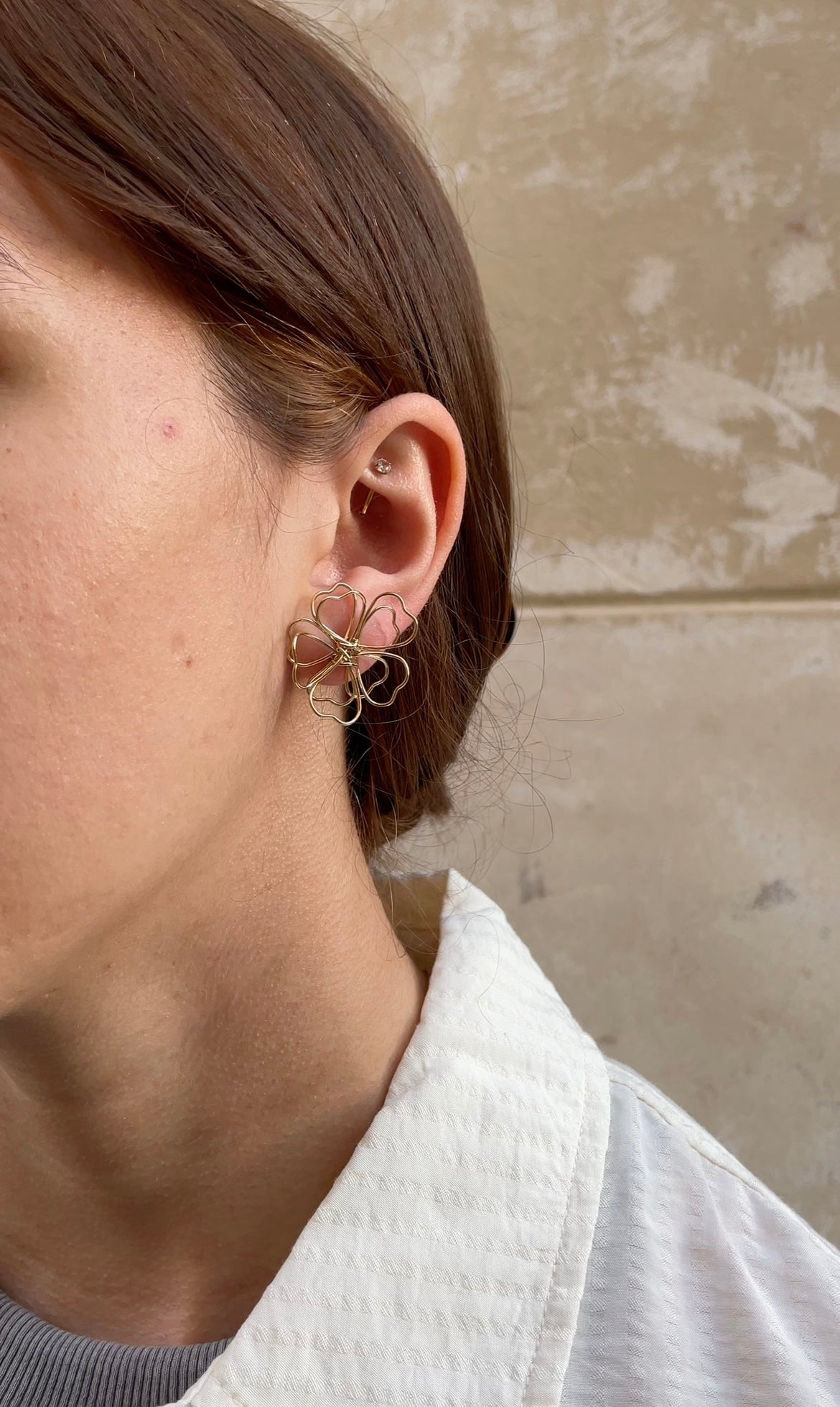 Dainty Flower earrings