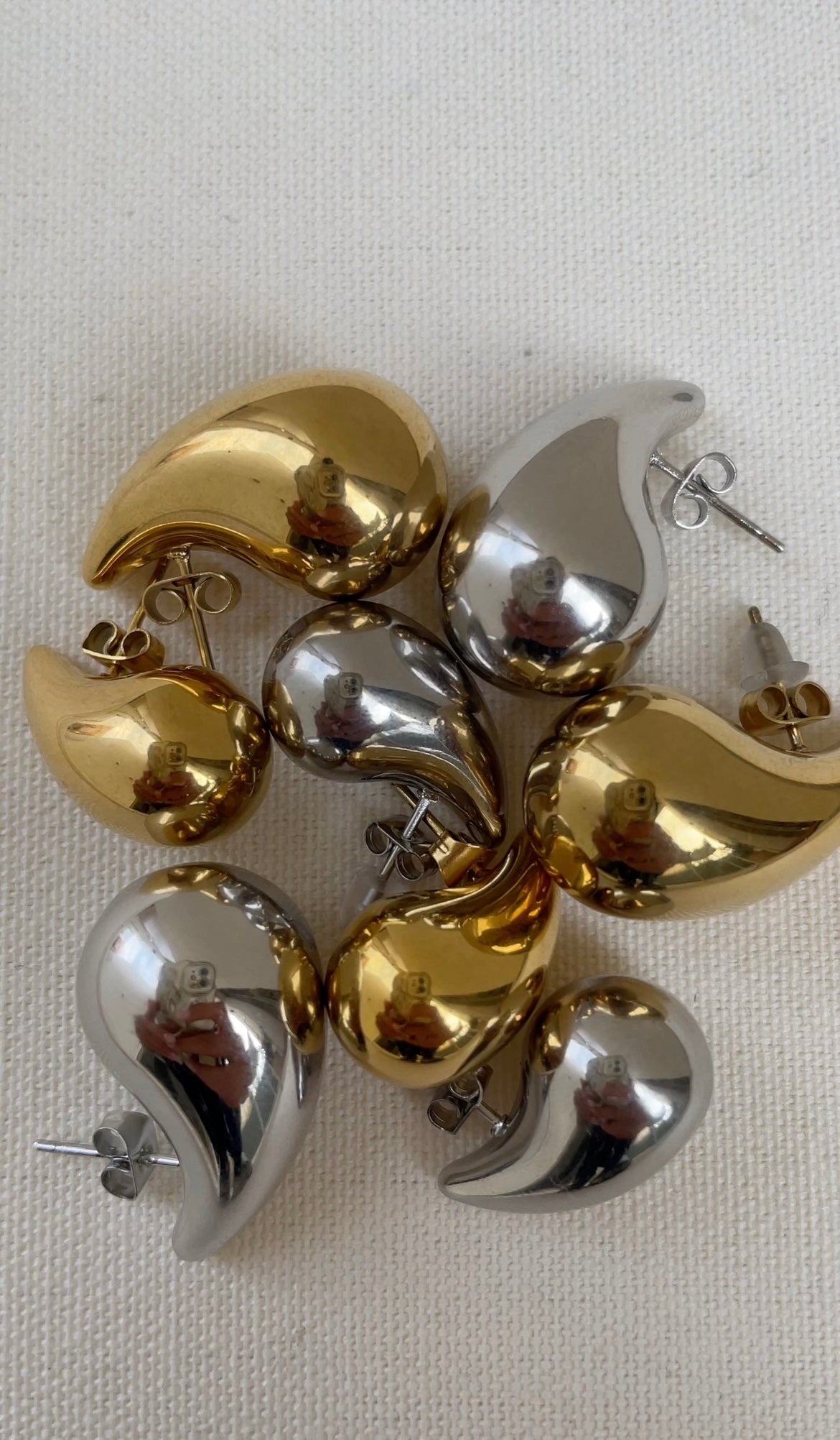 The drop earrings