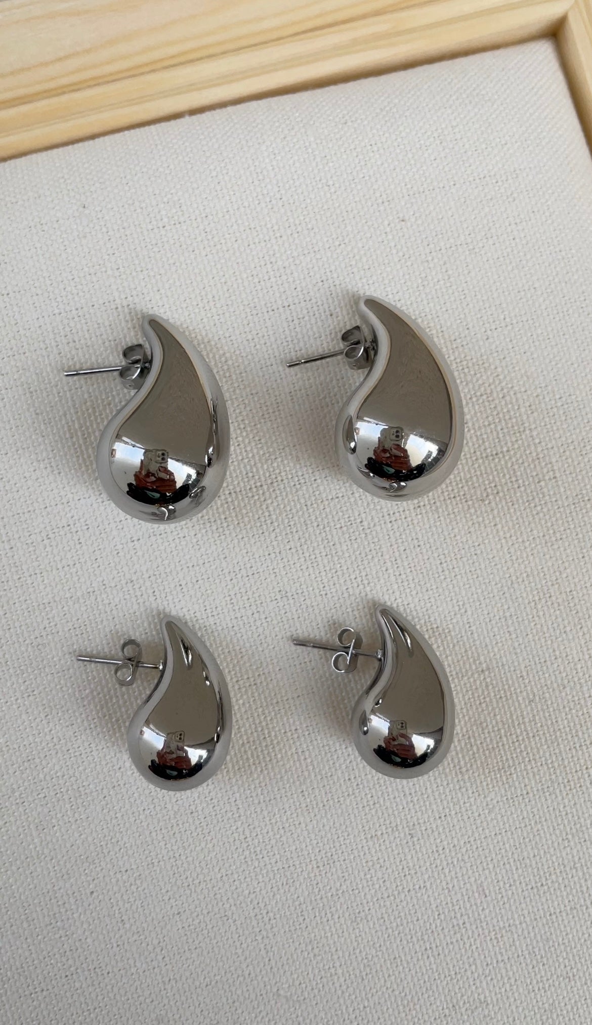 The drop earrings