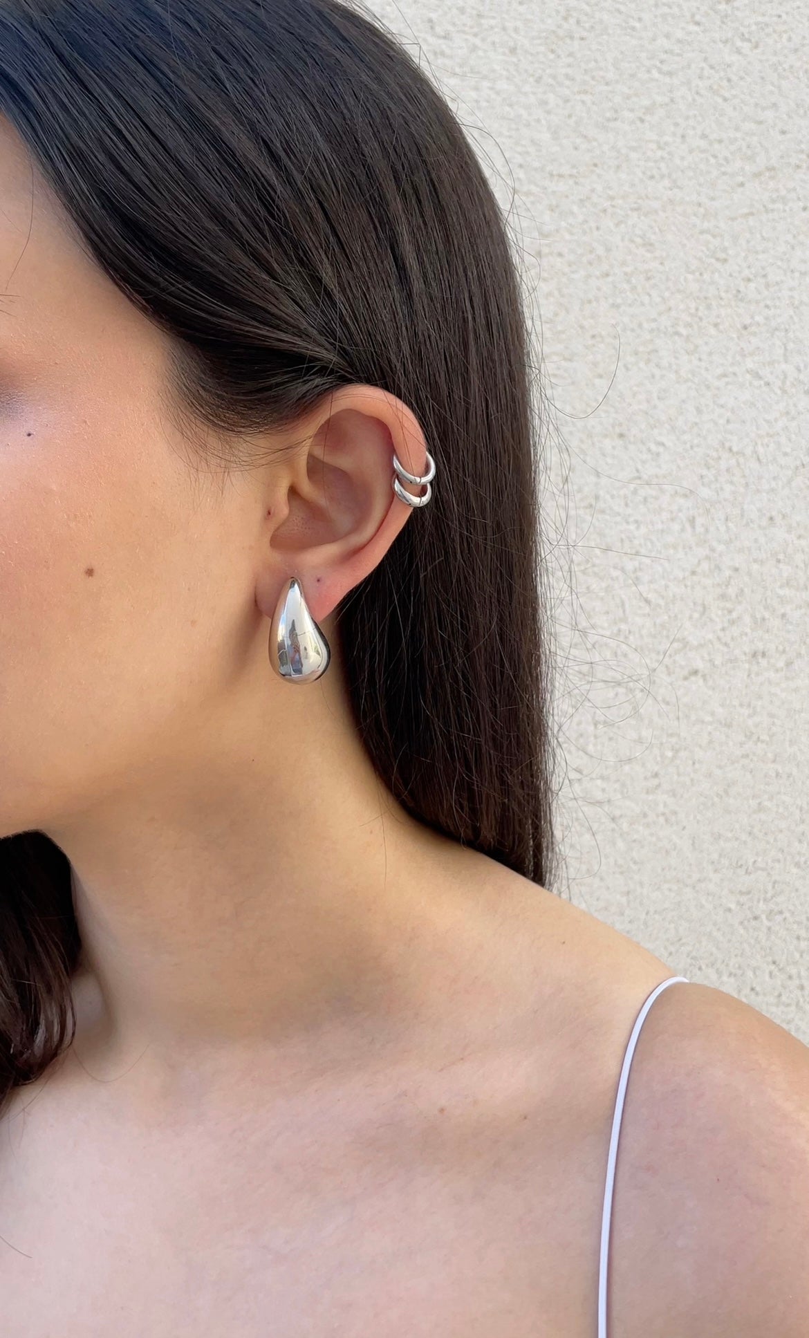 The drop earrings