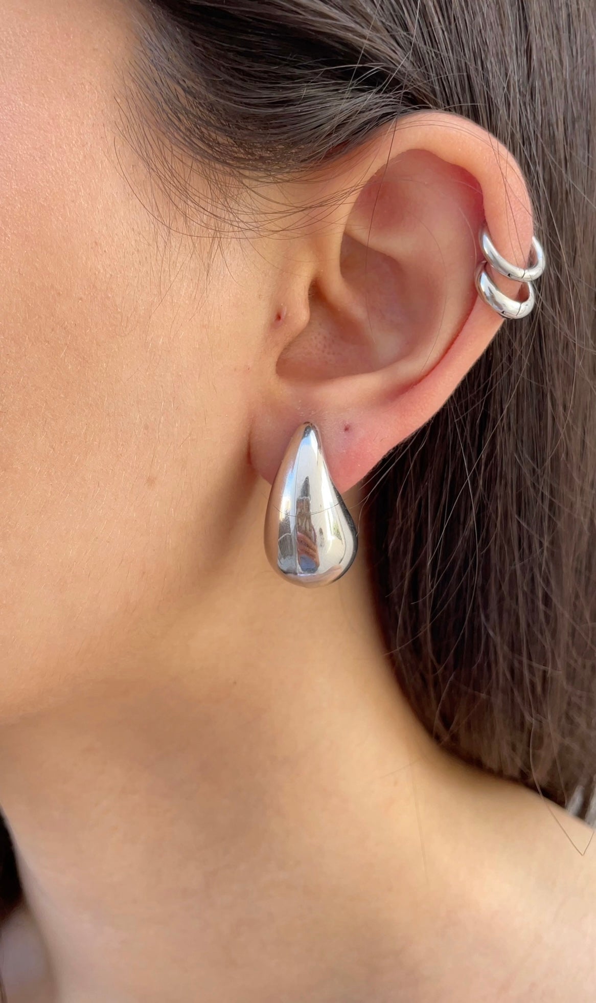 The drop earrings