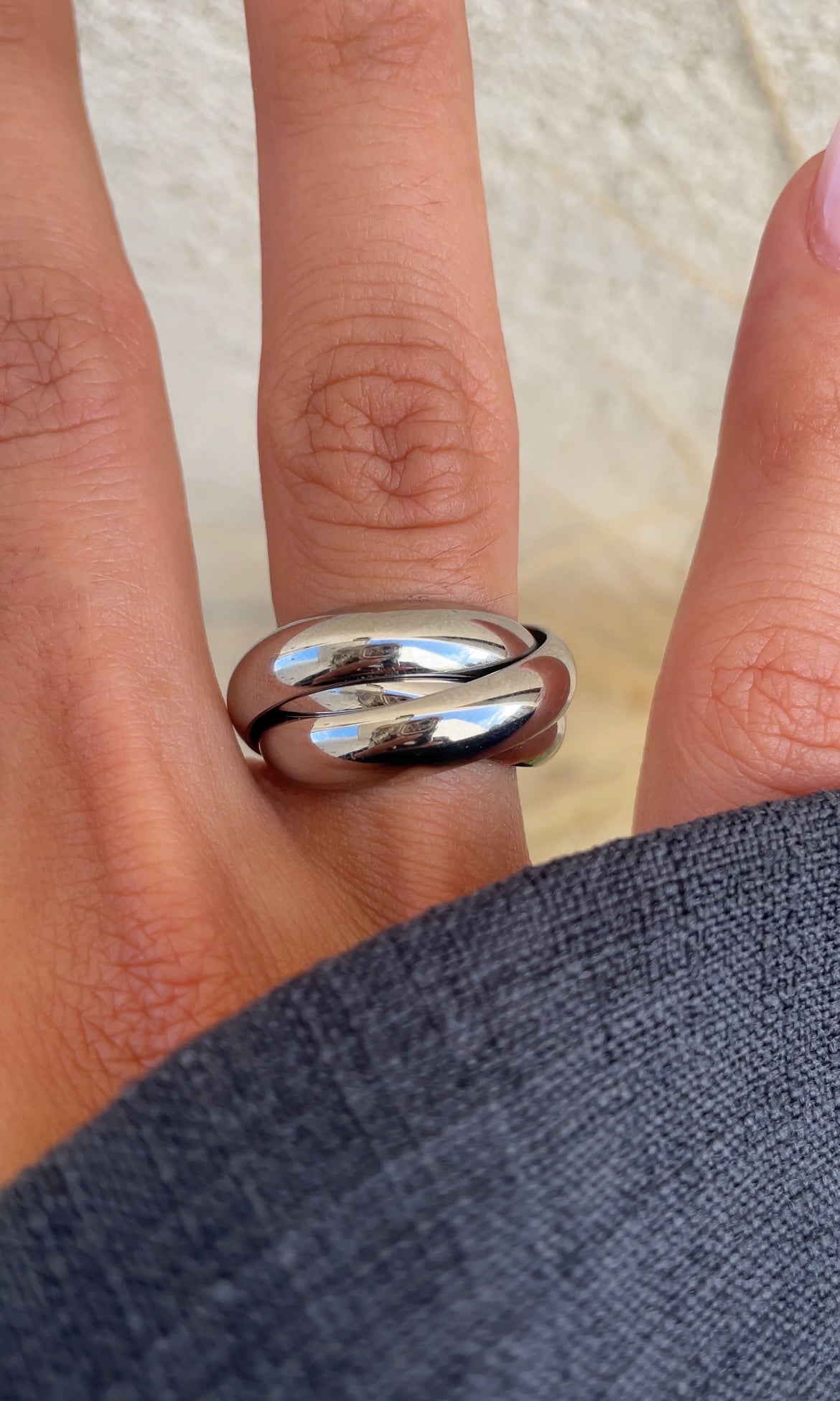 Bold laced ring