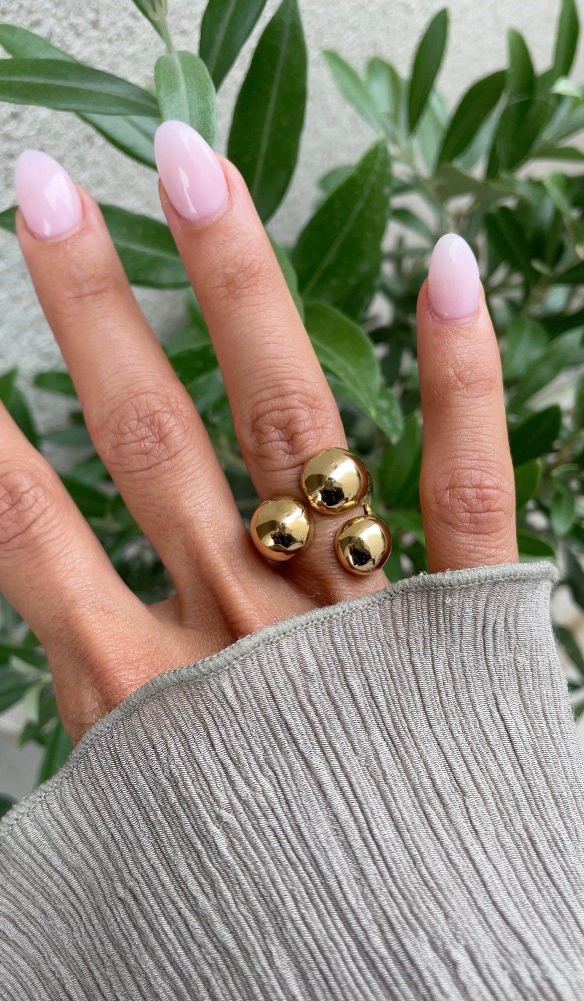 Bouquet ring