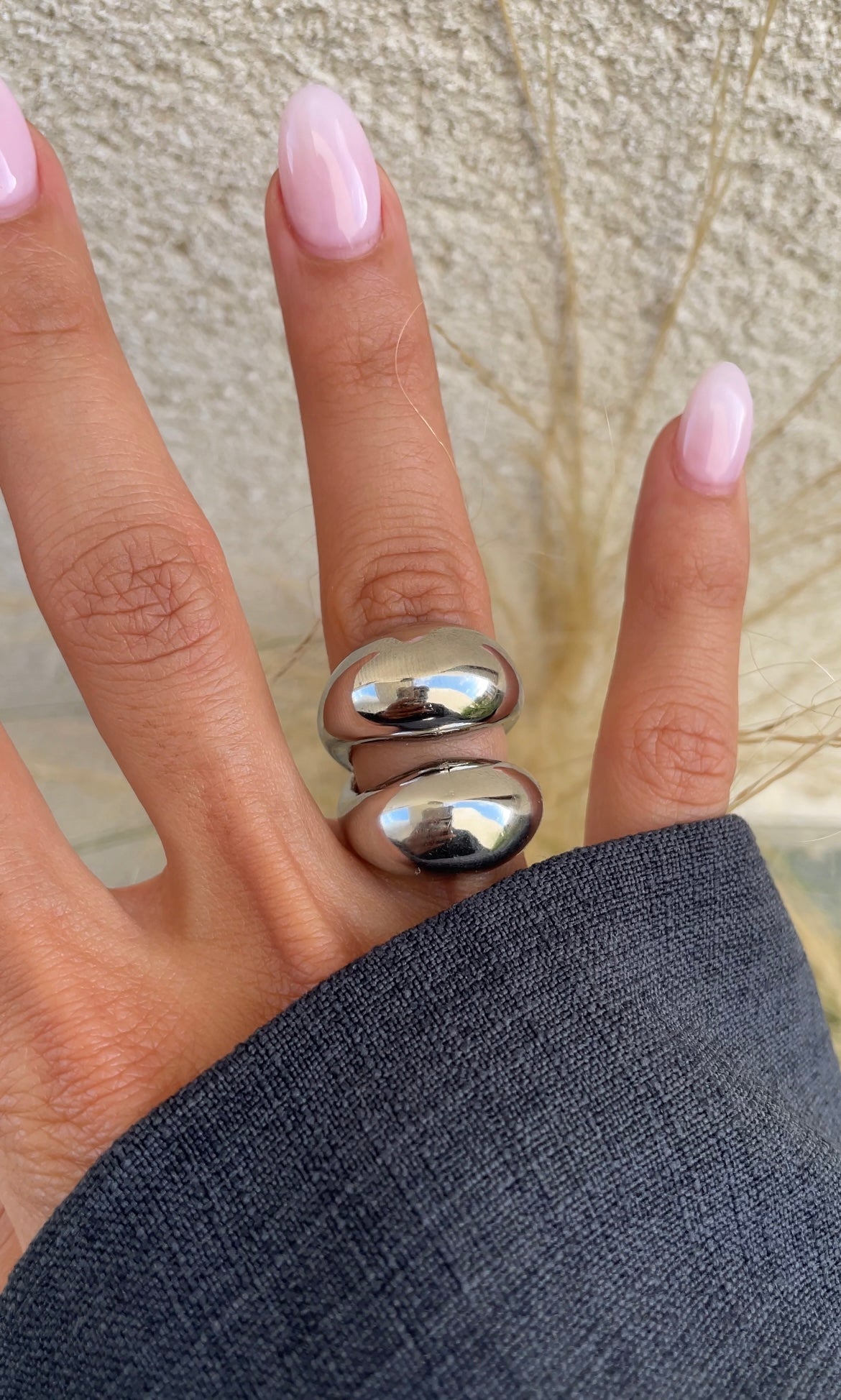 Camel ring