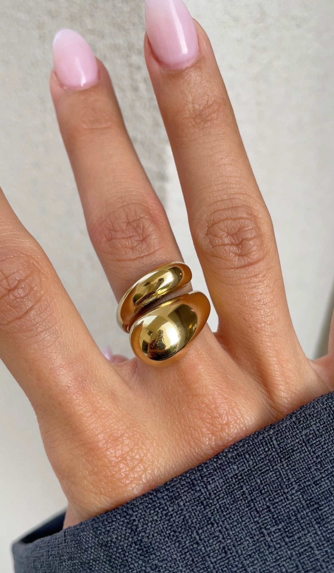 Chunky Embrace ring