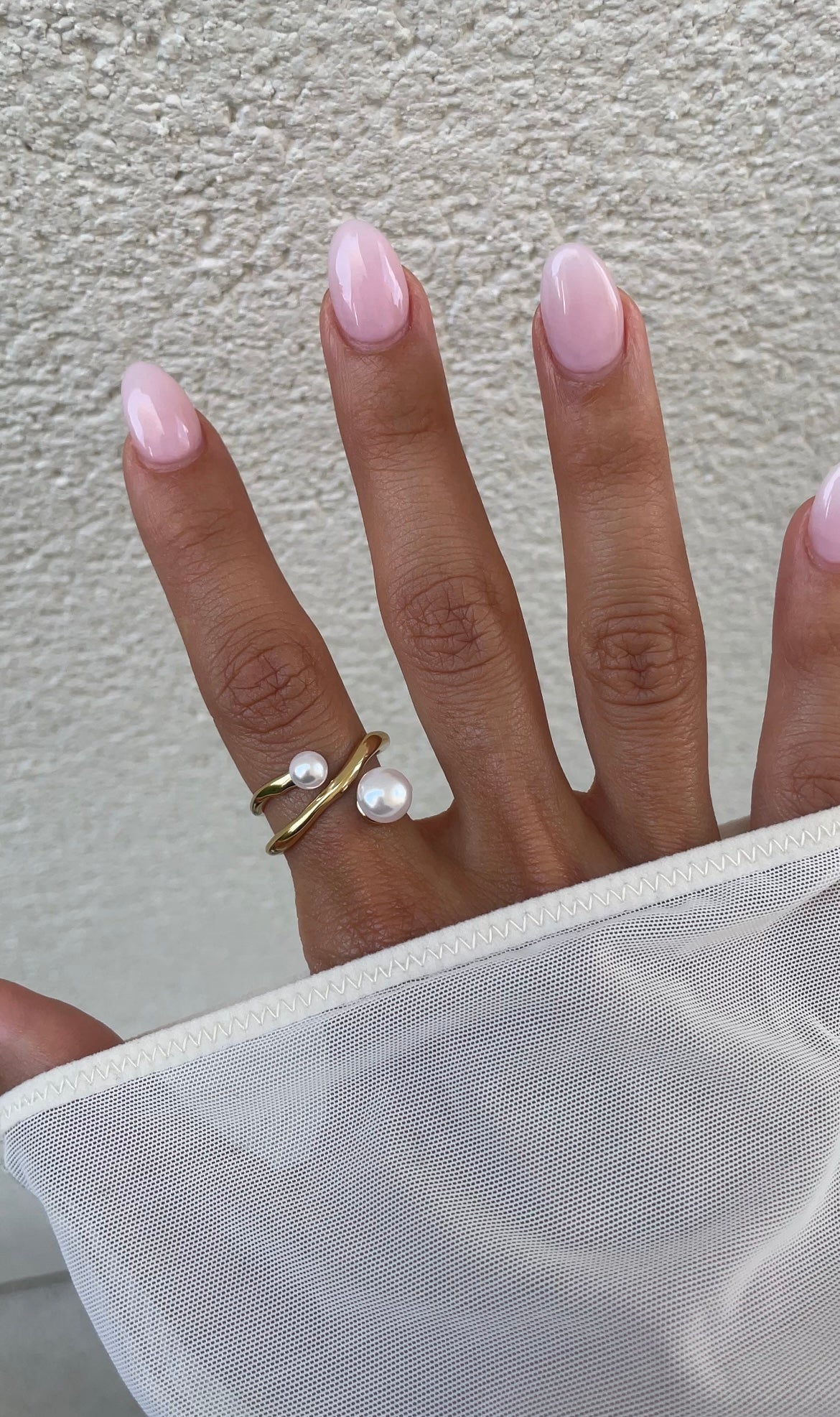 Double pearl ring