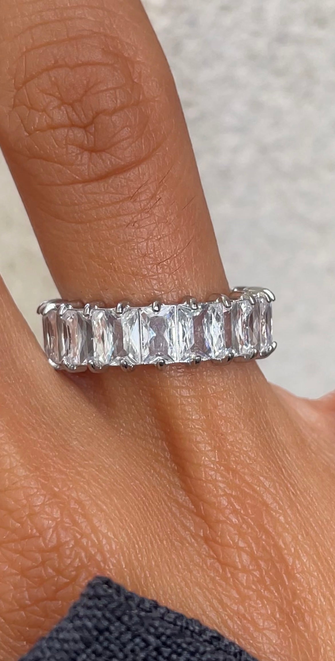 Gems ring