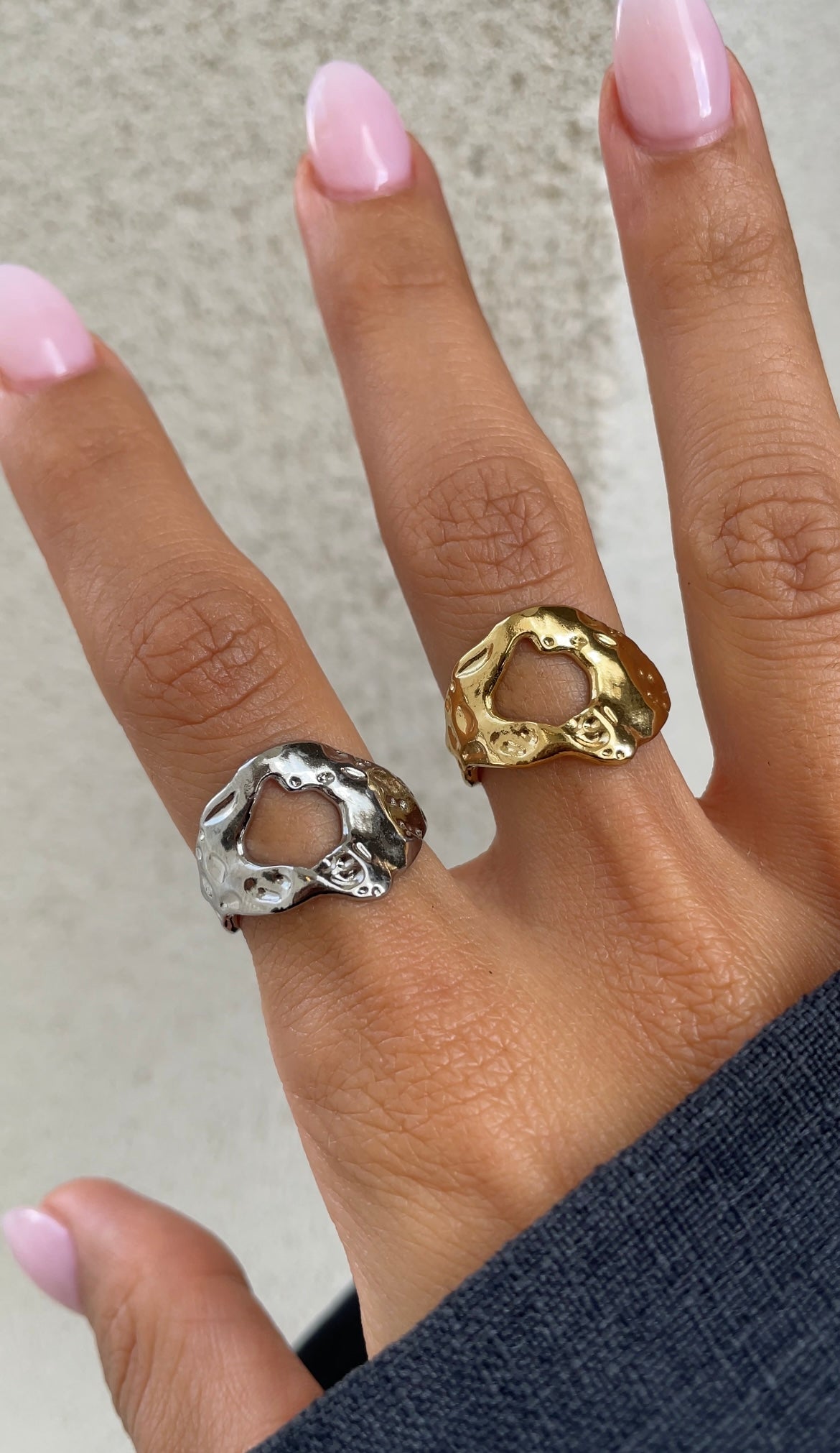 Hammered ring