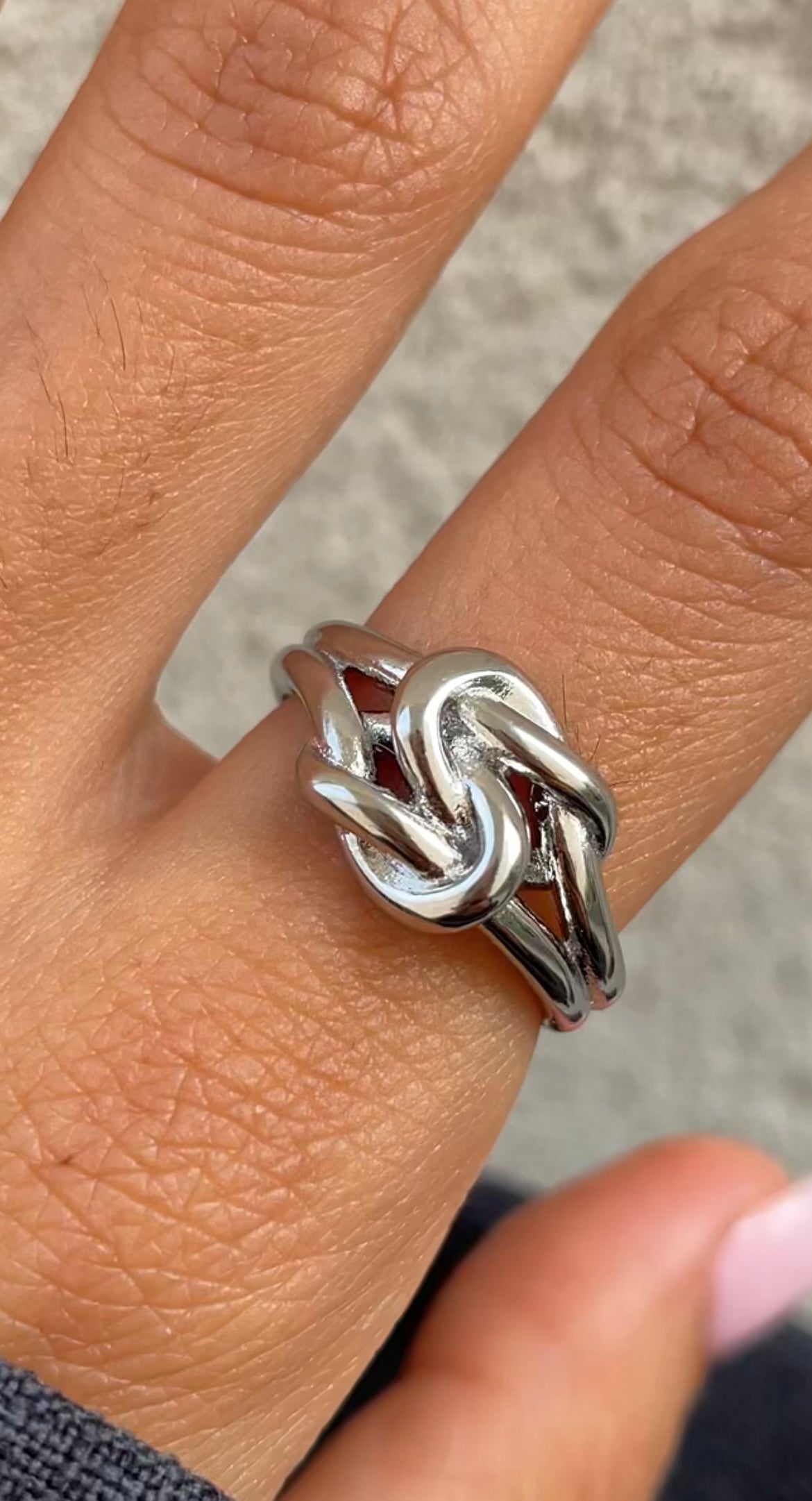 Tie ring