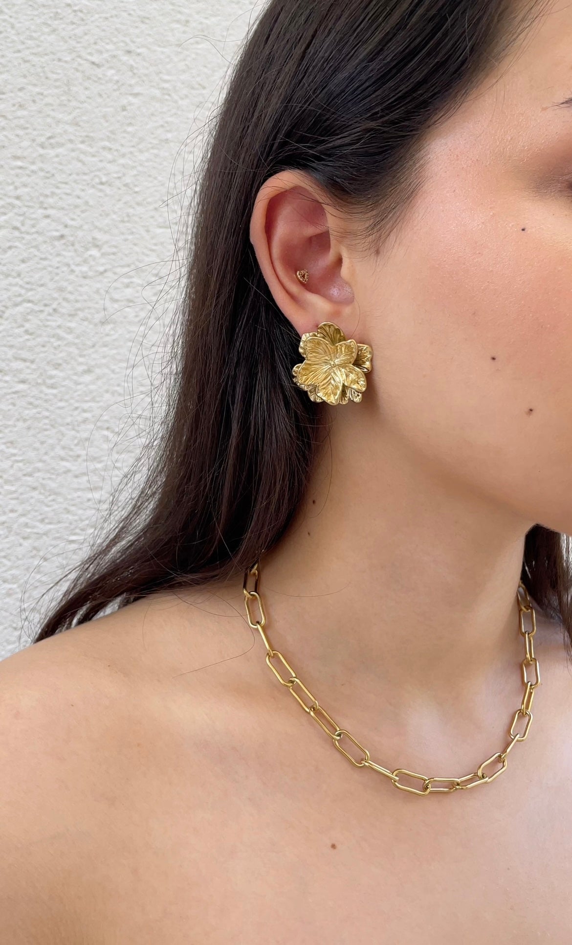 Simple Cubic necklace