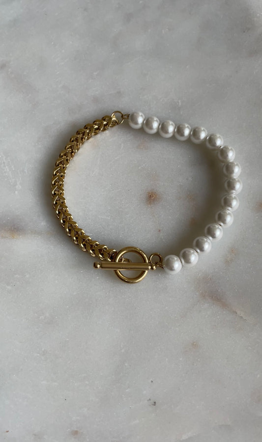 Pearl x chain bracelet