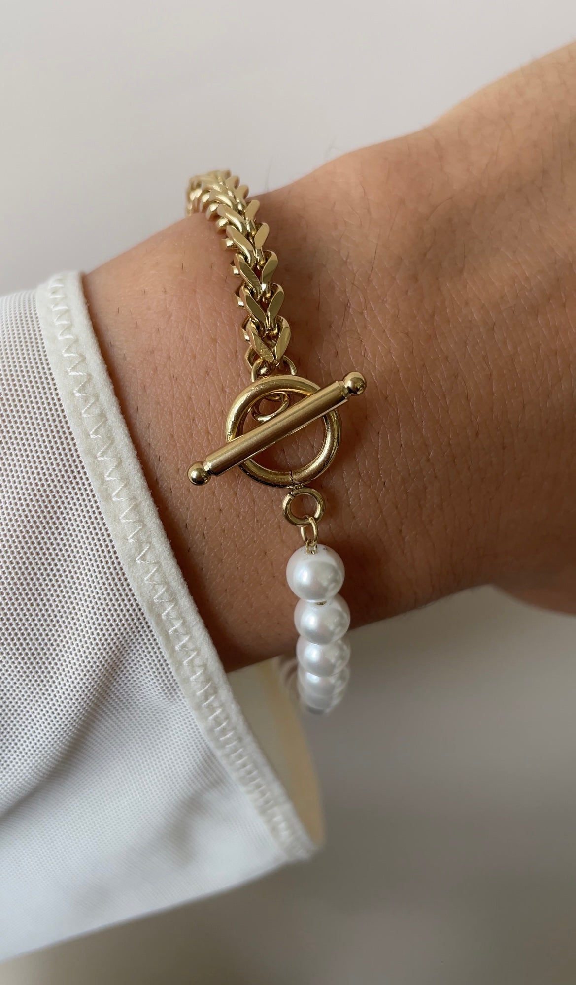 Pearl x chain bracelet