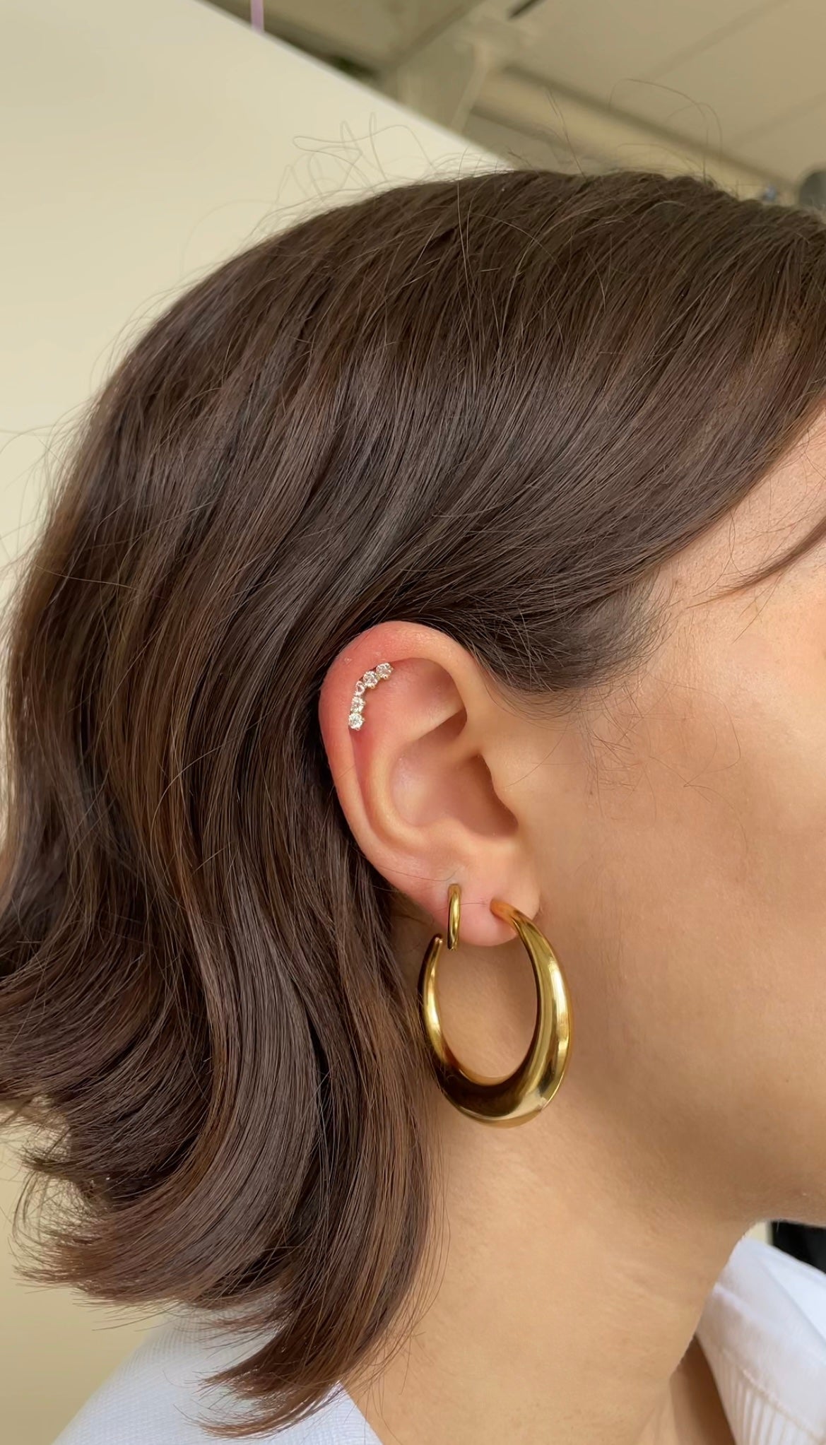 Moon hoops