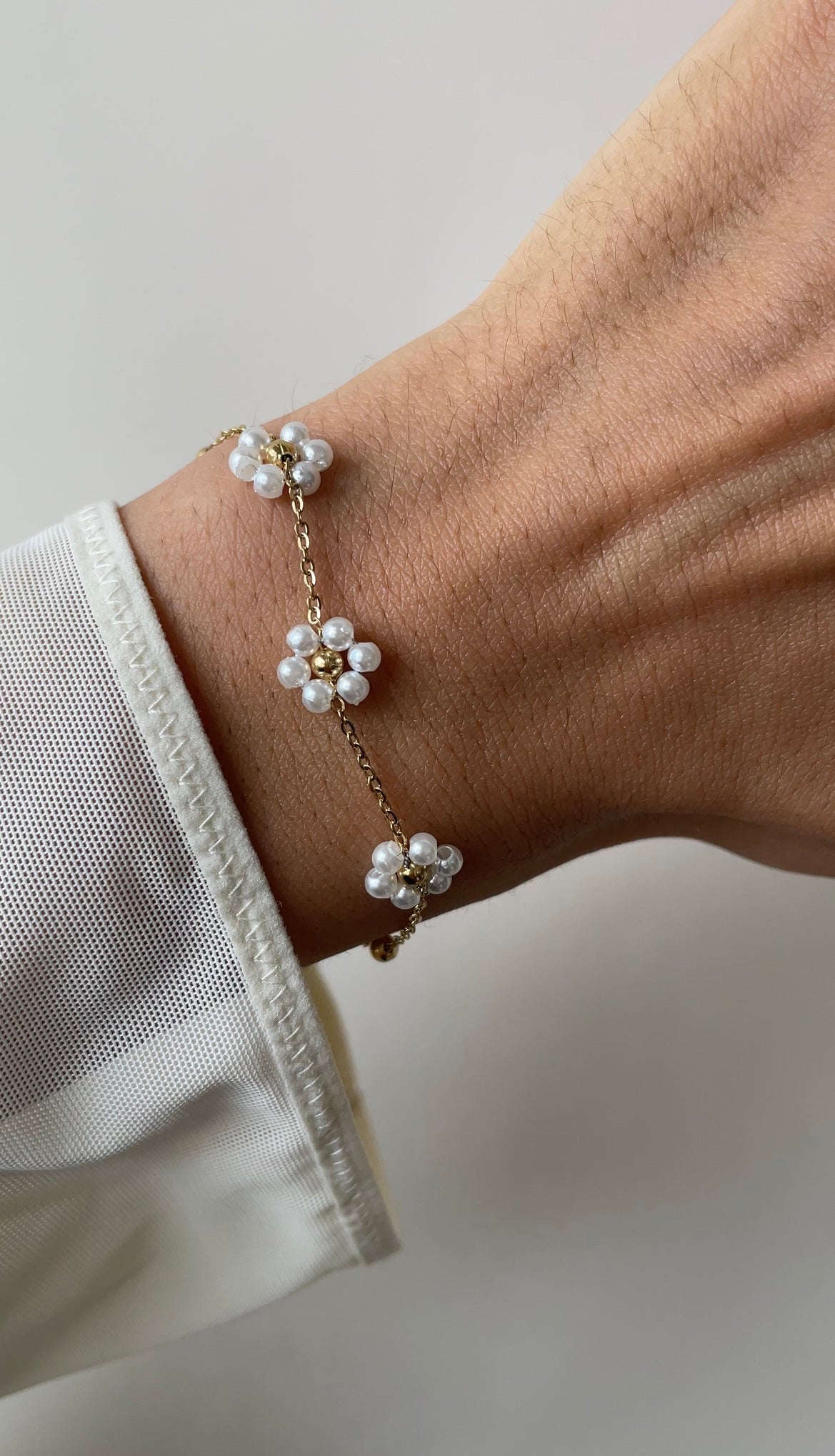 Flower bracelet