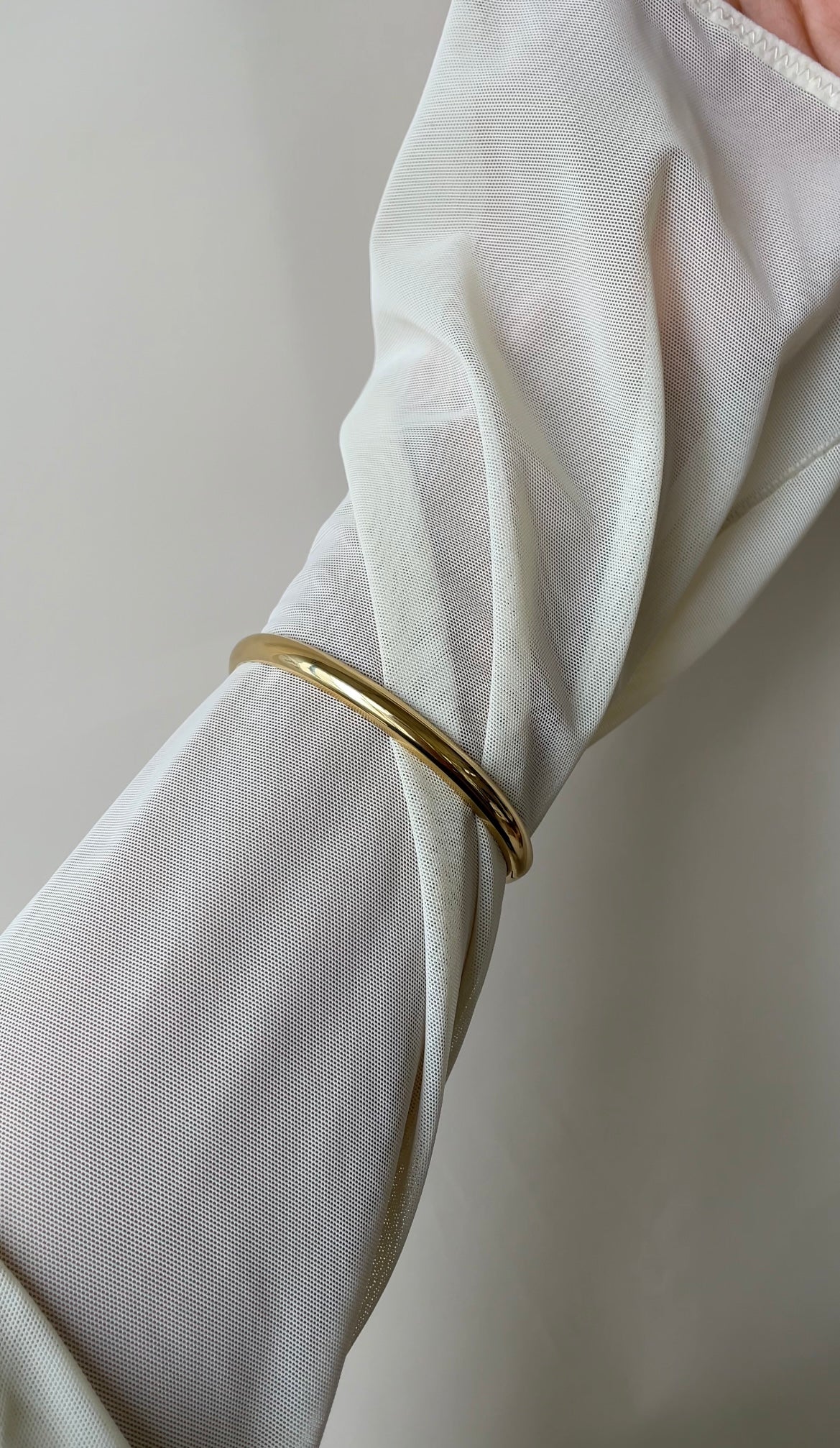 Simple bangle