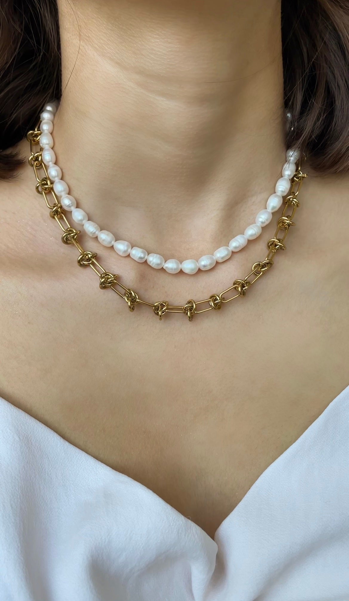 Knot necklace