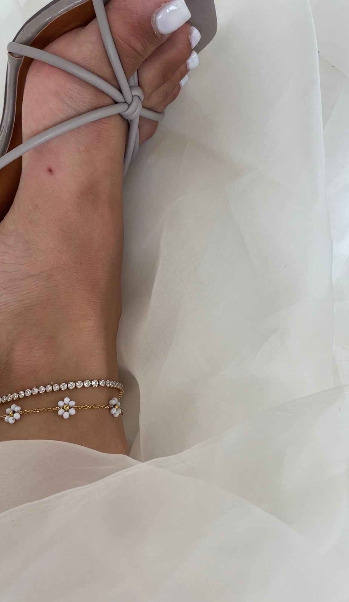 Flower anklet