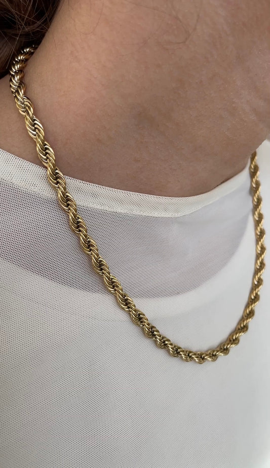 Braided necklace