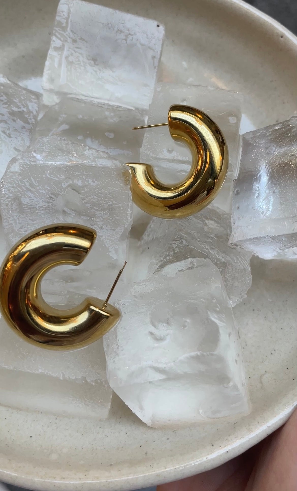 Extra bold hoops